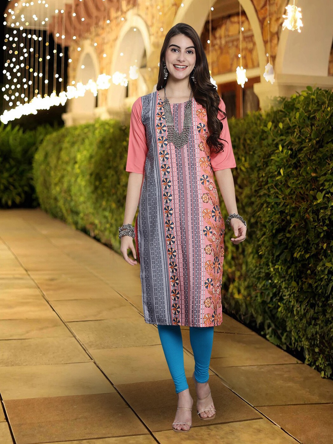 

7Threads Ethnic Motifs Printed Straight Kurta, Pink