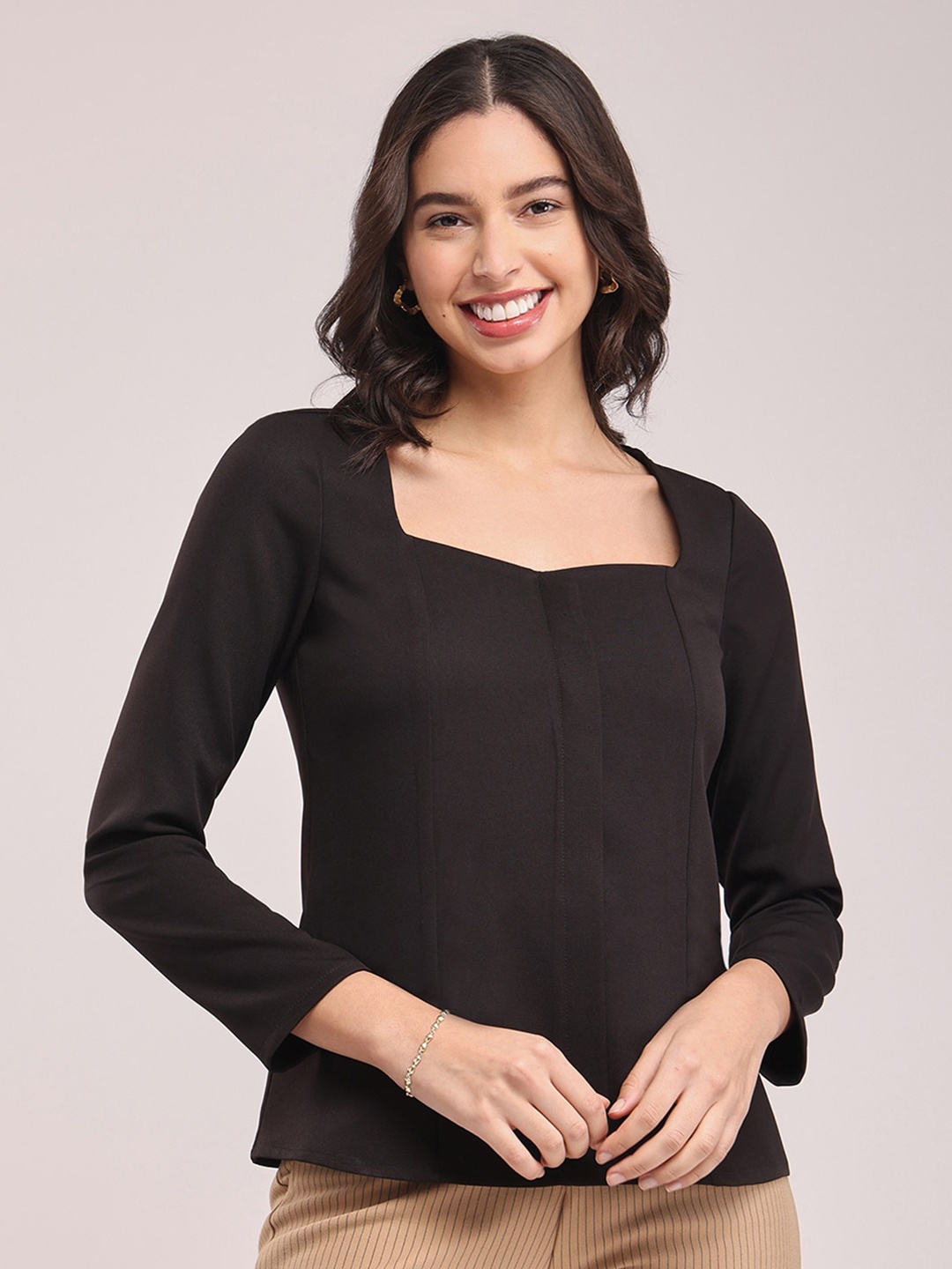 

FableStreet Sweetheart Neck Top, Black