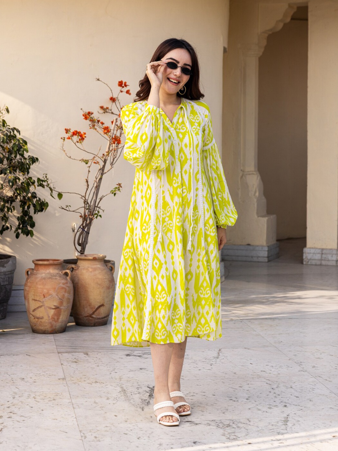 

Ambraee Abstract Printed Flared A-Line Midi Dress, Green