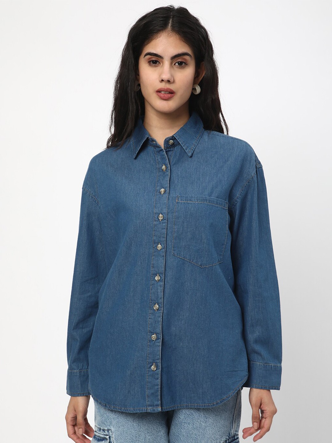 

R&B Spread Collar Long Sleeves Chest Pocket Denim Shirt, Blue