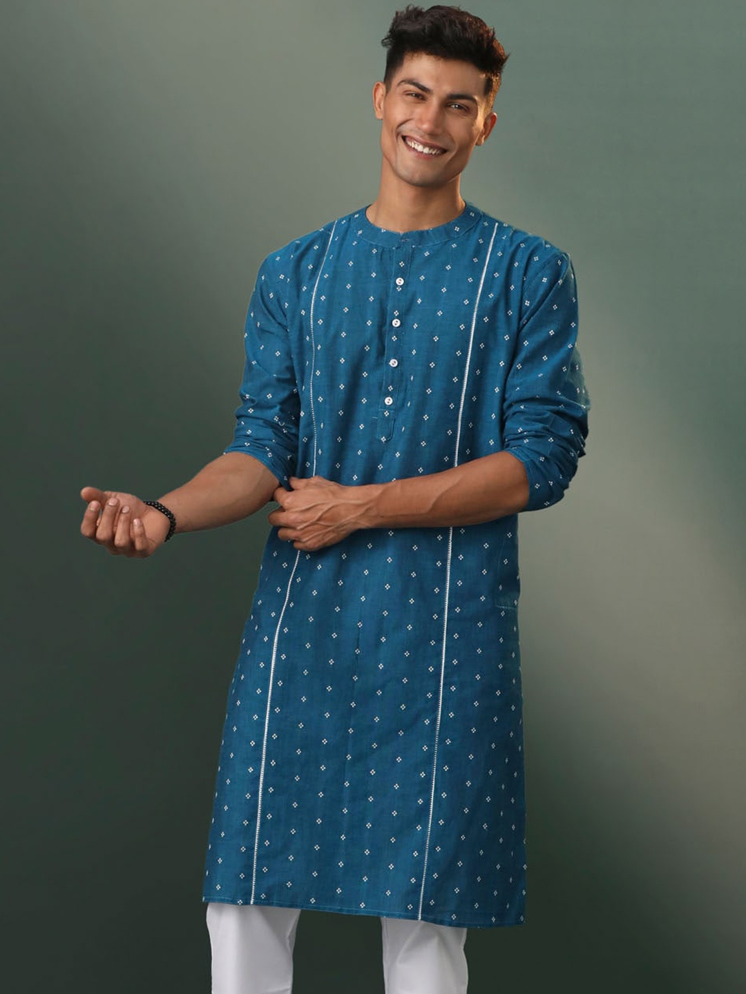

VASTRAMAY Geometric Woven Design Mandarin Collar Cotton Straight Kurta, Turquoise blue