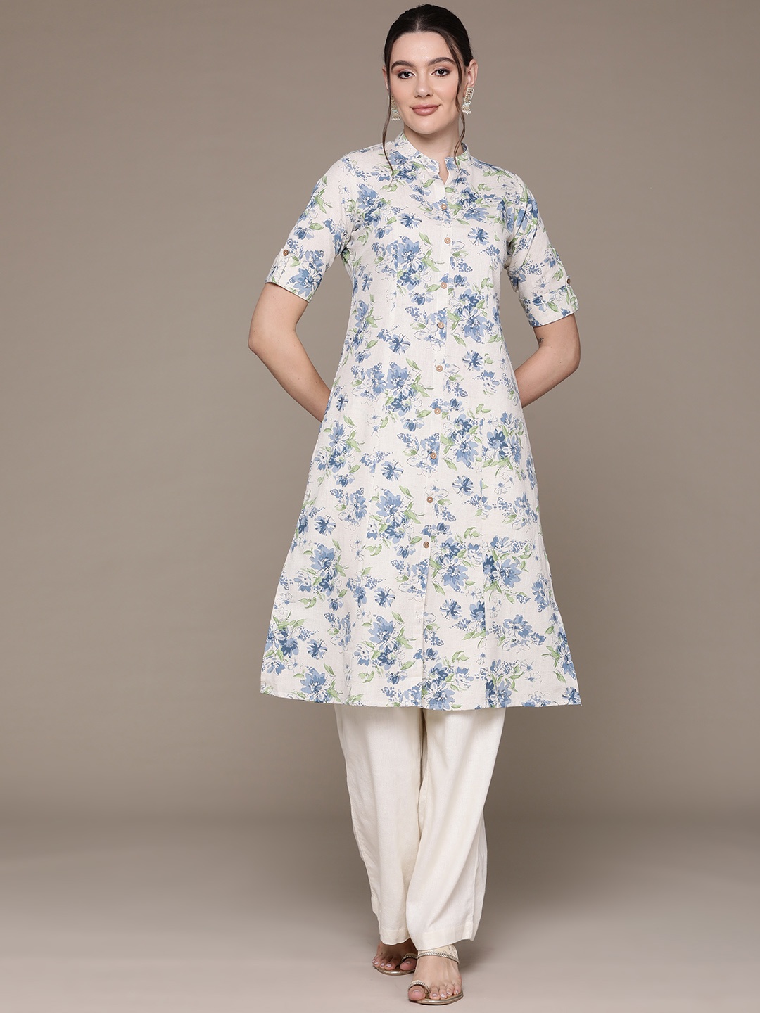 

Readiprint Floral Printed Mandarin Collar Roll-Up Sleeves Pure Cotton Kurta, Blue