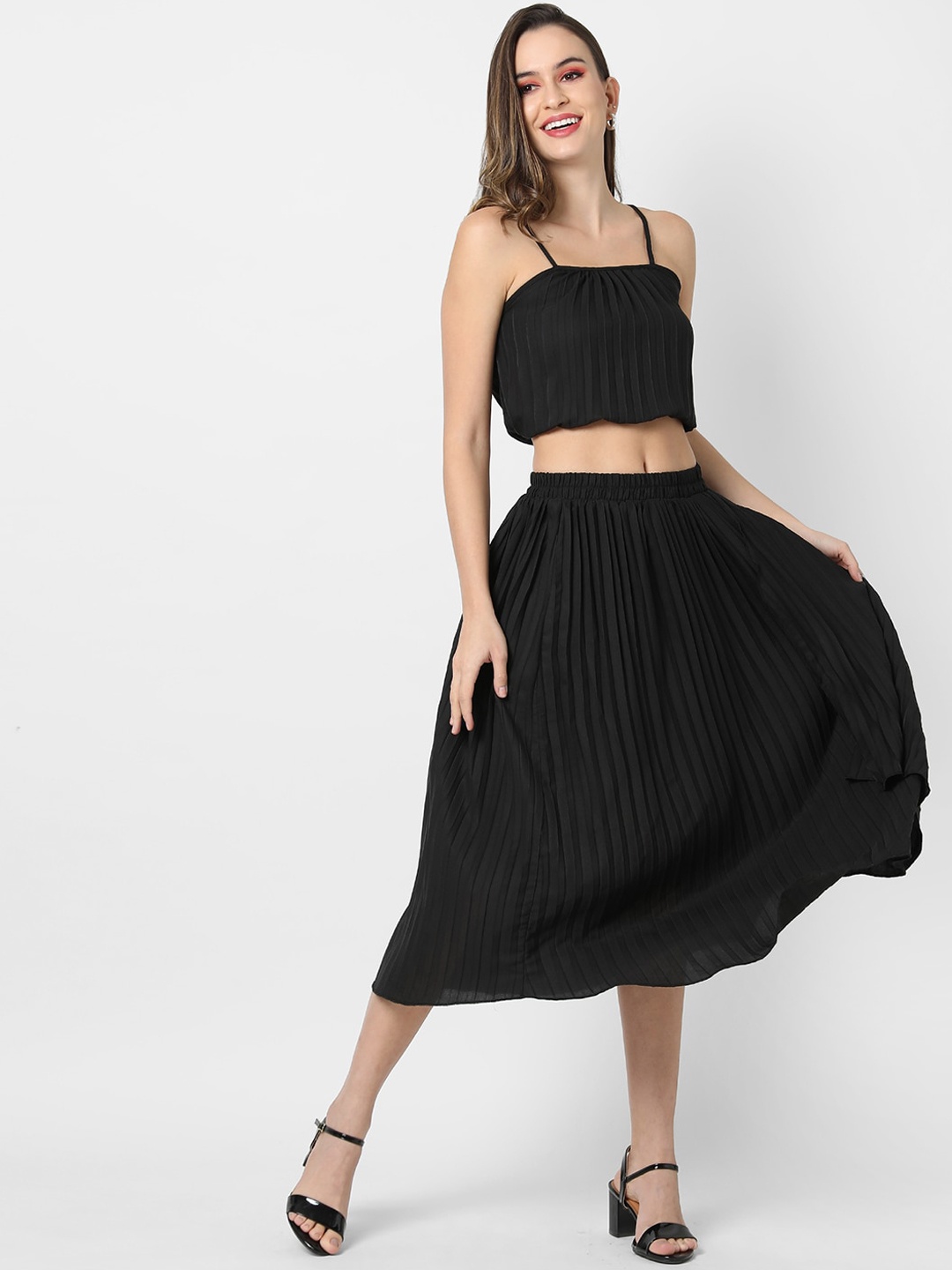 

Campus Sutra Shoulder Straps Crop Top With Skirt, Black