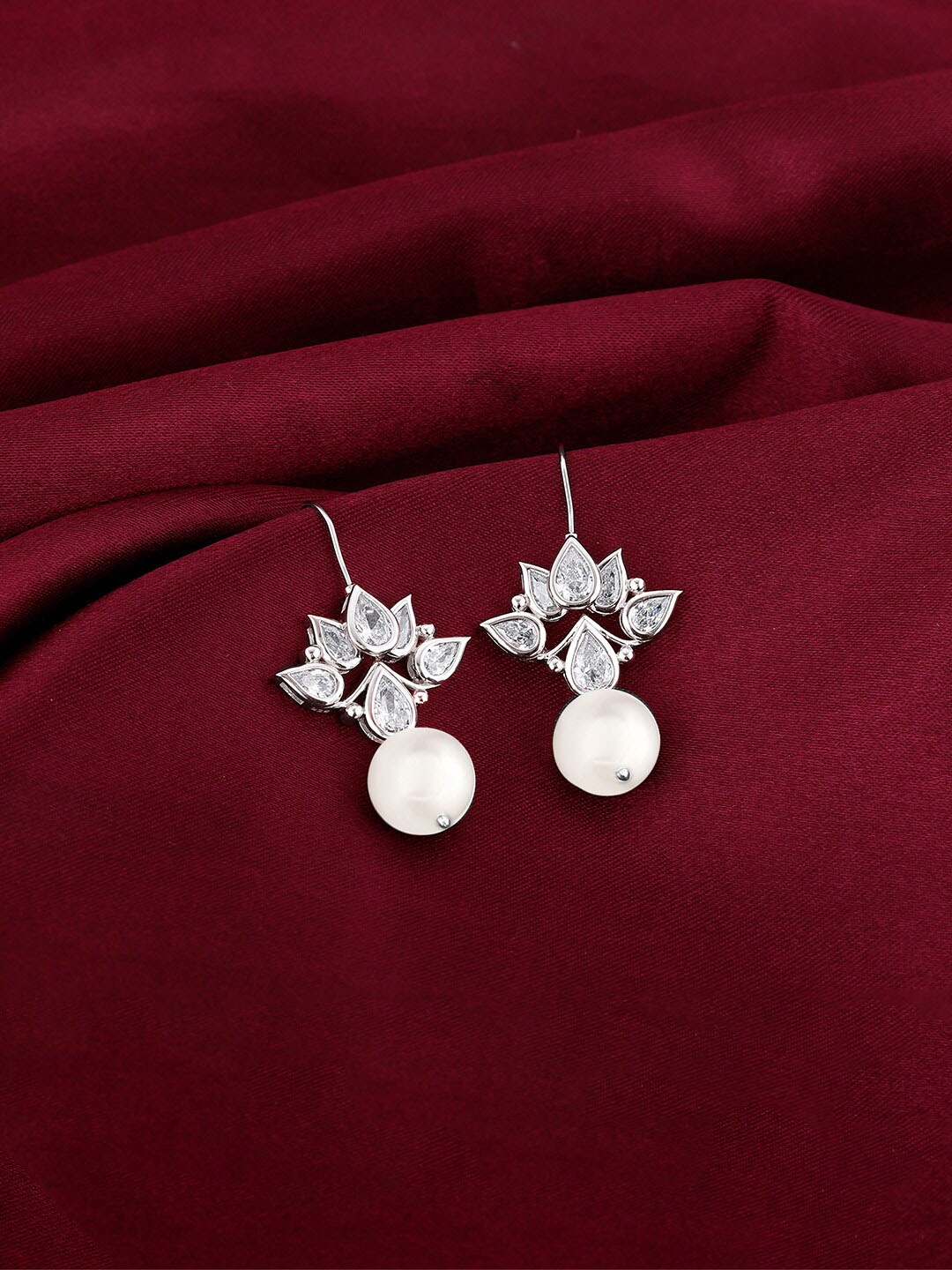 

GIVA Rhodium Plated 925 Sterling Silver Contemporary Drop Earrings