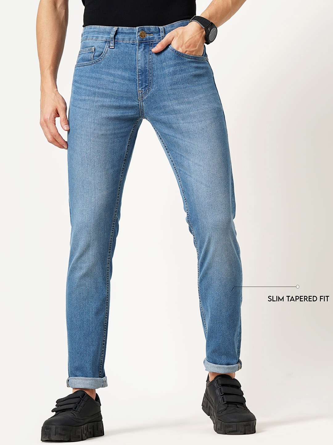 

Llak Jeans Men Tapered Fit Mid-Rise Clean Look Light Fade Stretchable Jeans, Blue