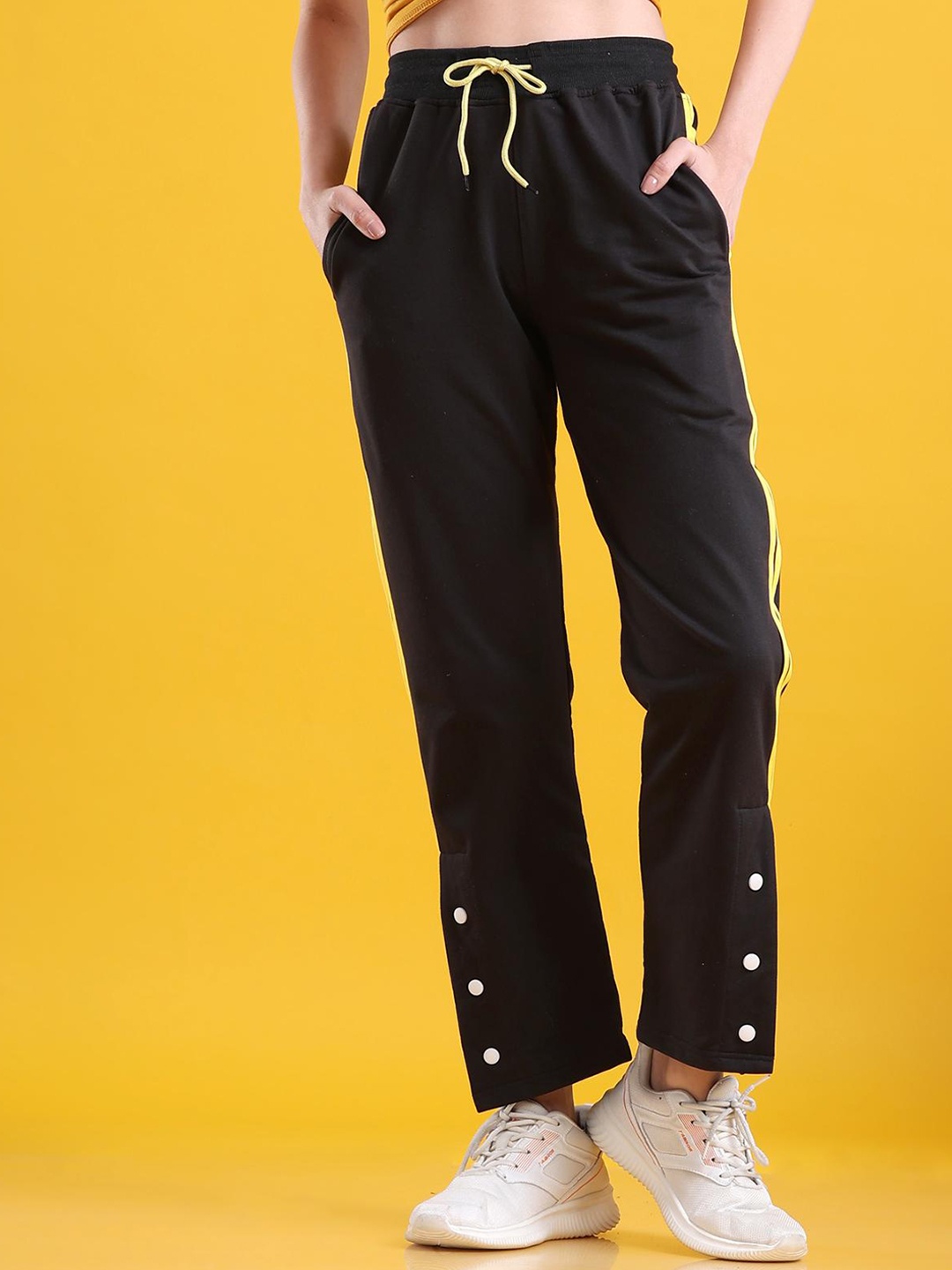 

The Dance Bible Women Contrast Side Tape Flared Track Pants, Black