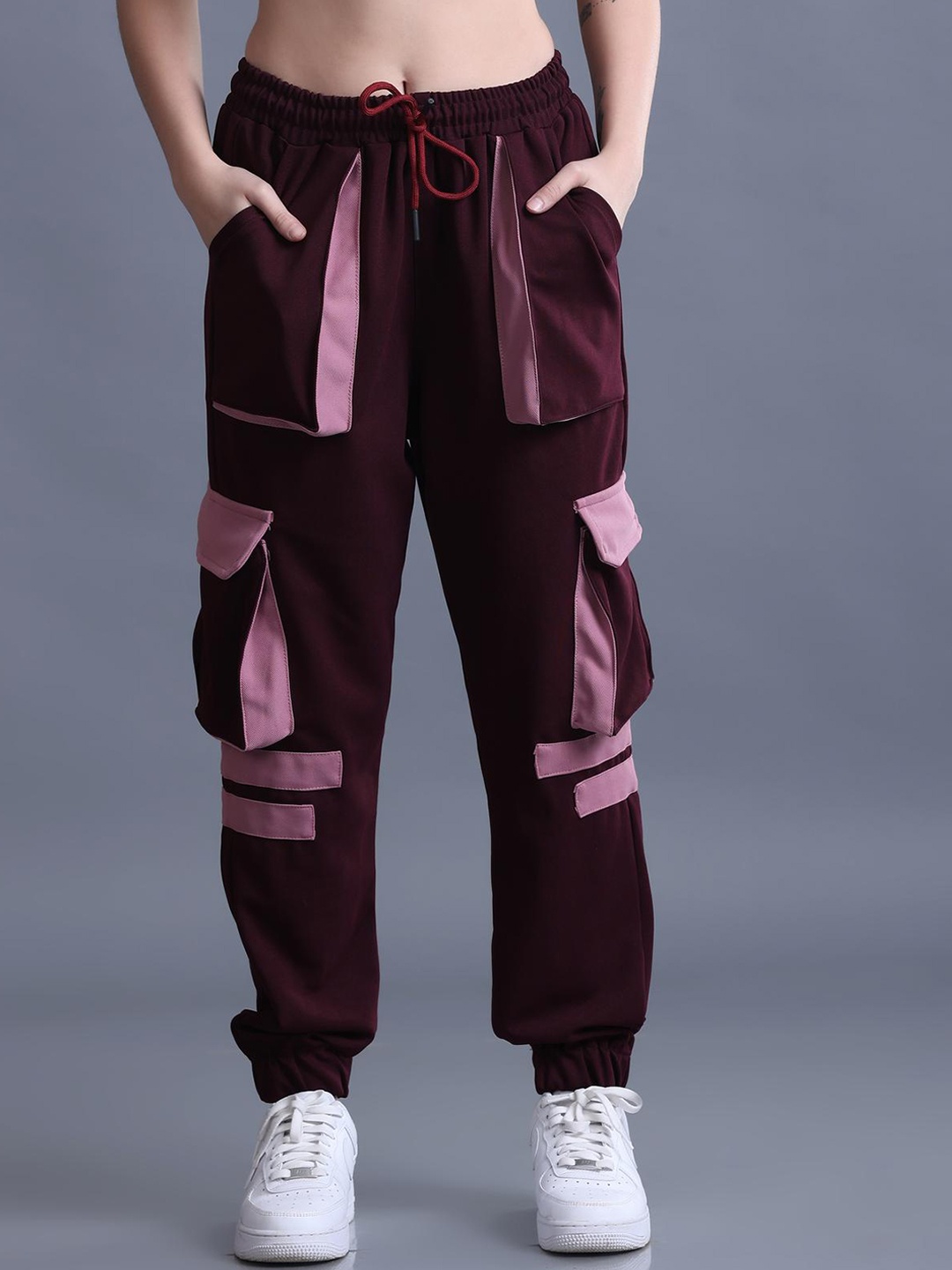 

The Dance Bible Women Twill Relaxed-Fit Baggy Jogger, Maroon