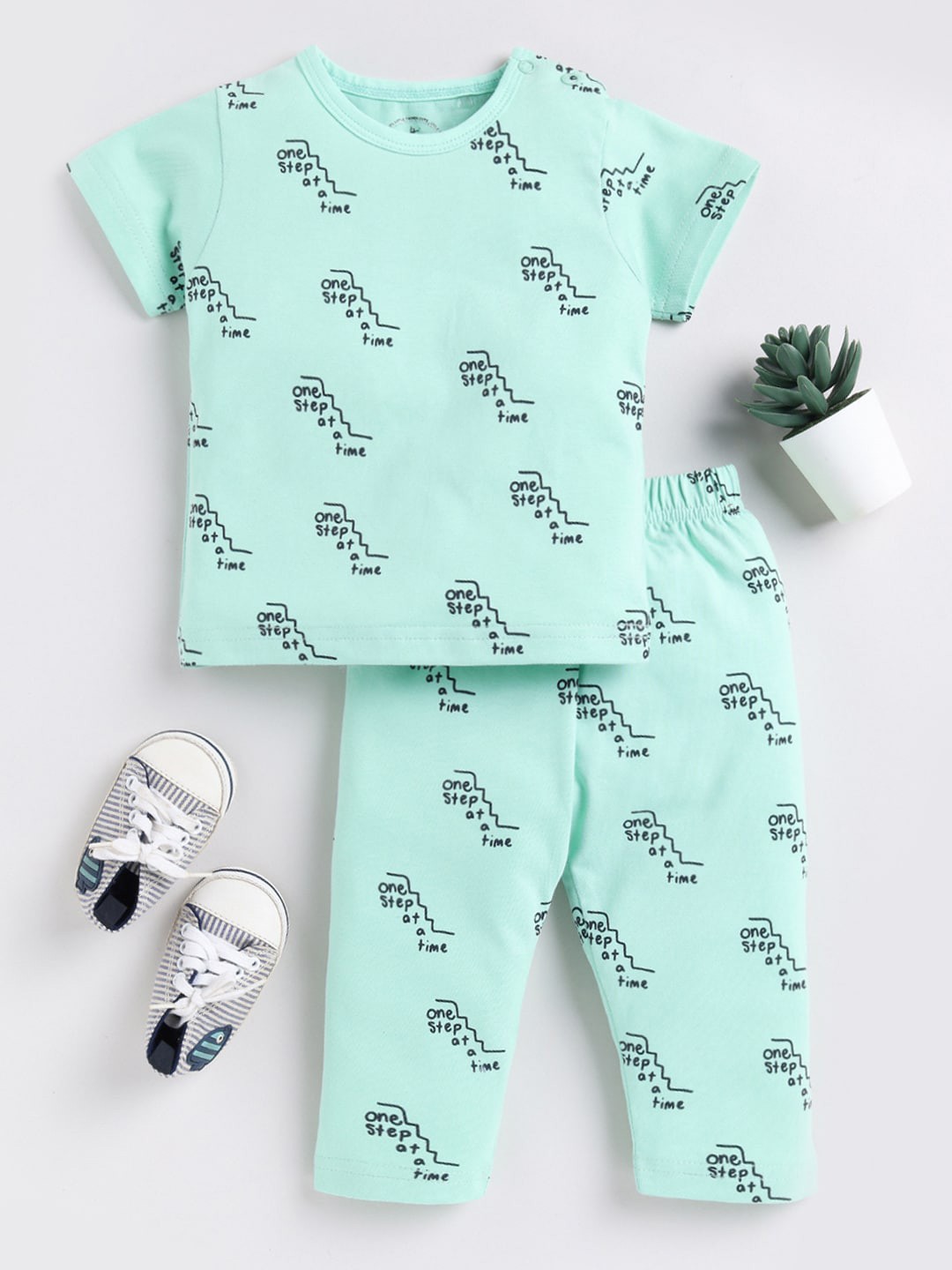 

Clt.s Kids Printed Pure Cotton T-shirt With Pyjamas, Green