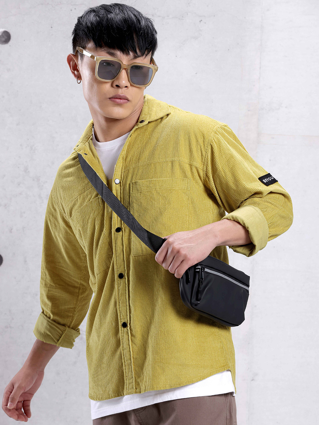 

Beyoung Relaxed Spread Collar Long Sleeves Textured Corduroy Casual Shirt, Yellow