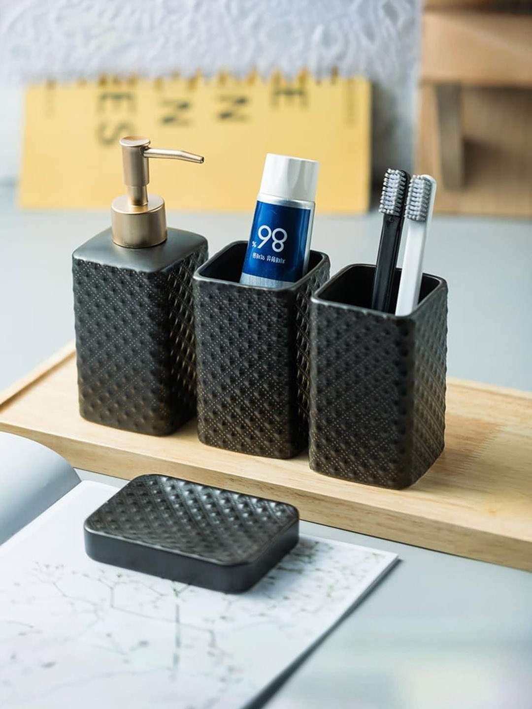 

UMAI Black 4 Pieces Textured Ceramic Bathroom Accessories