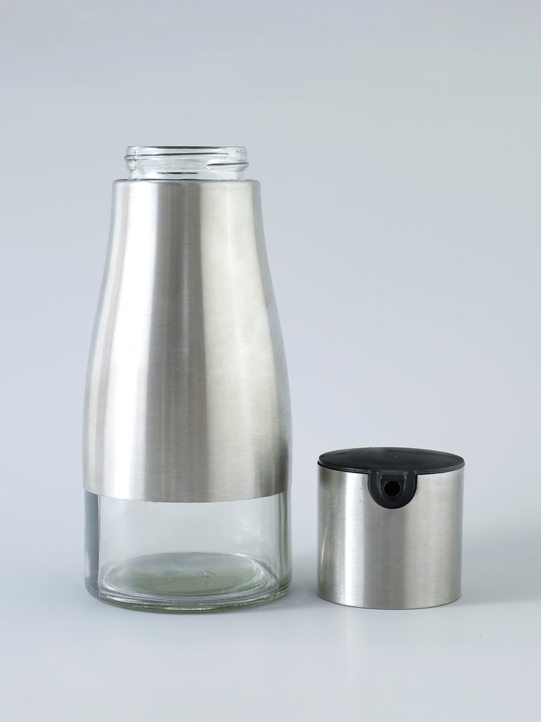 

UMAI Steel & Black Stainless Steel Water Jug With Lid Bar And Drinkware 350ml