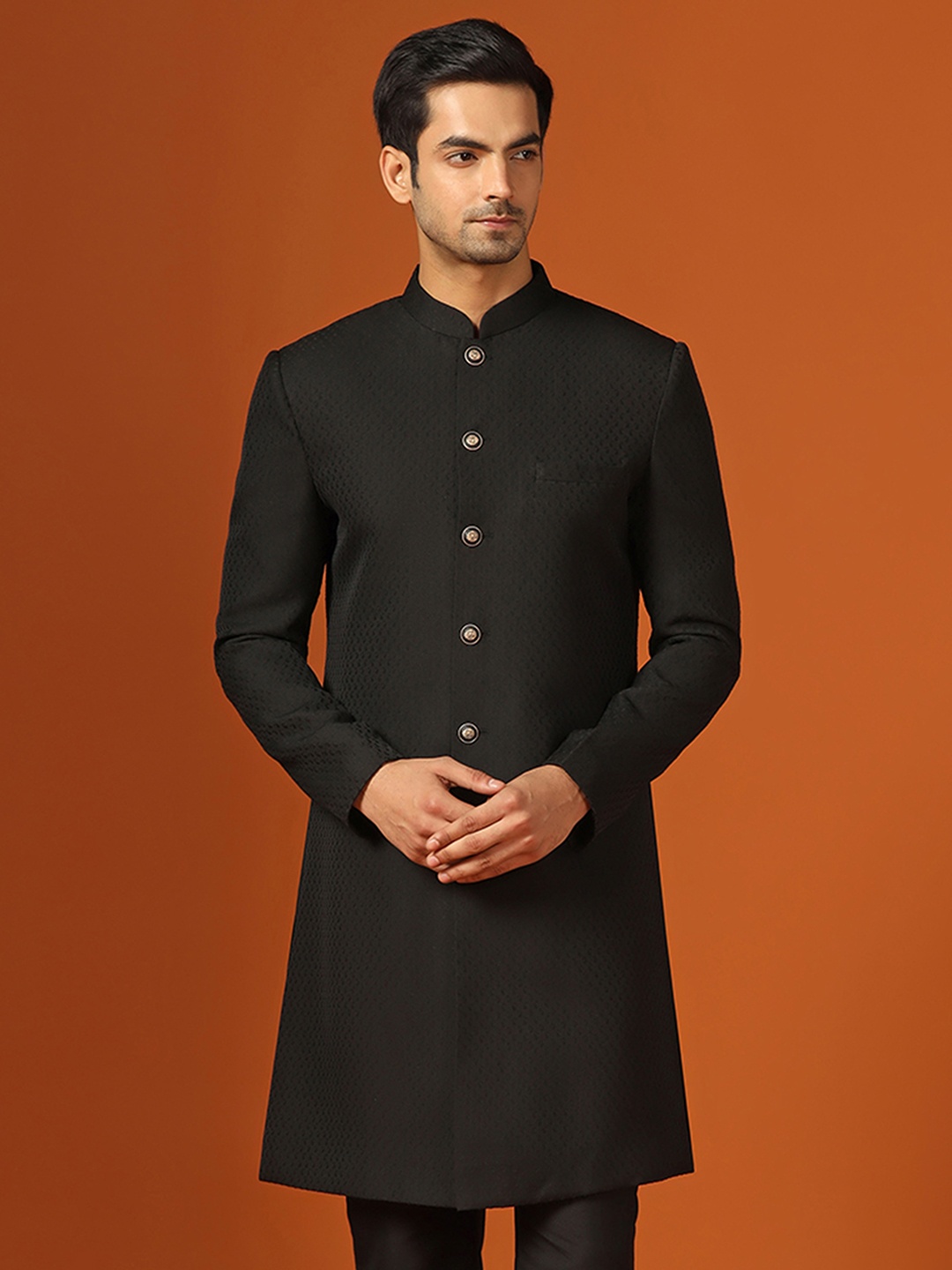 

KISAH Men Paisley Woven Design Mandarin Collar Indowestern Sherwani, Black