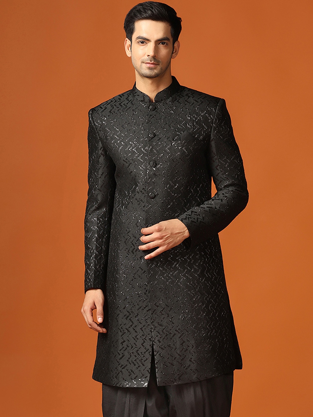 

KISAH Men Self Design Mandarin Collar Indowestern Sherwani, Black