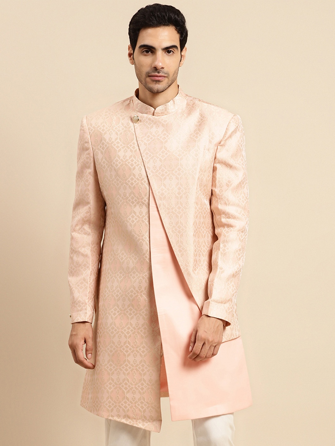 

KISAH Men Geometric Woven Design Mandarin Collar Indowestern Sherwani, Pink