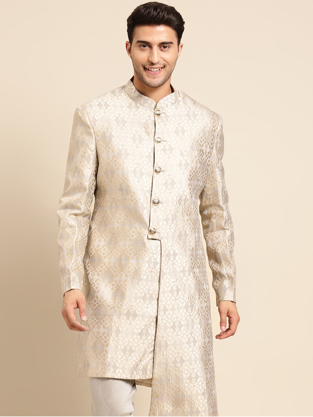 

KISAH Men Geometric Woven Design Mandarin Collar Indowestern Sherwani, Beige