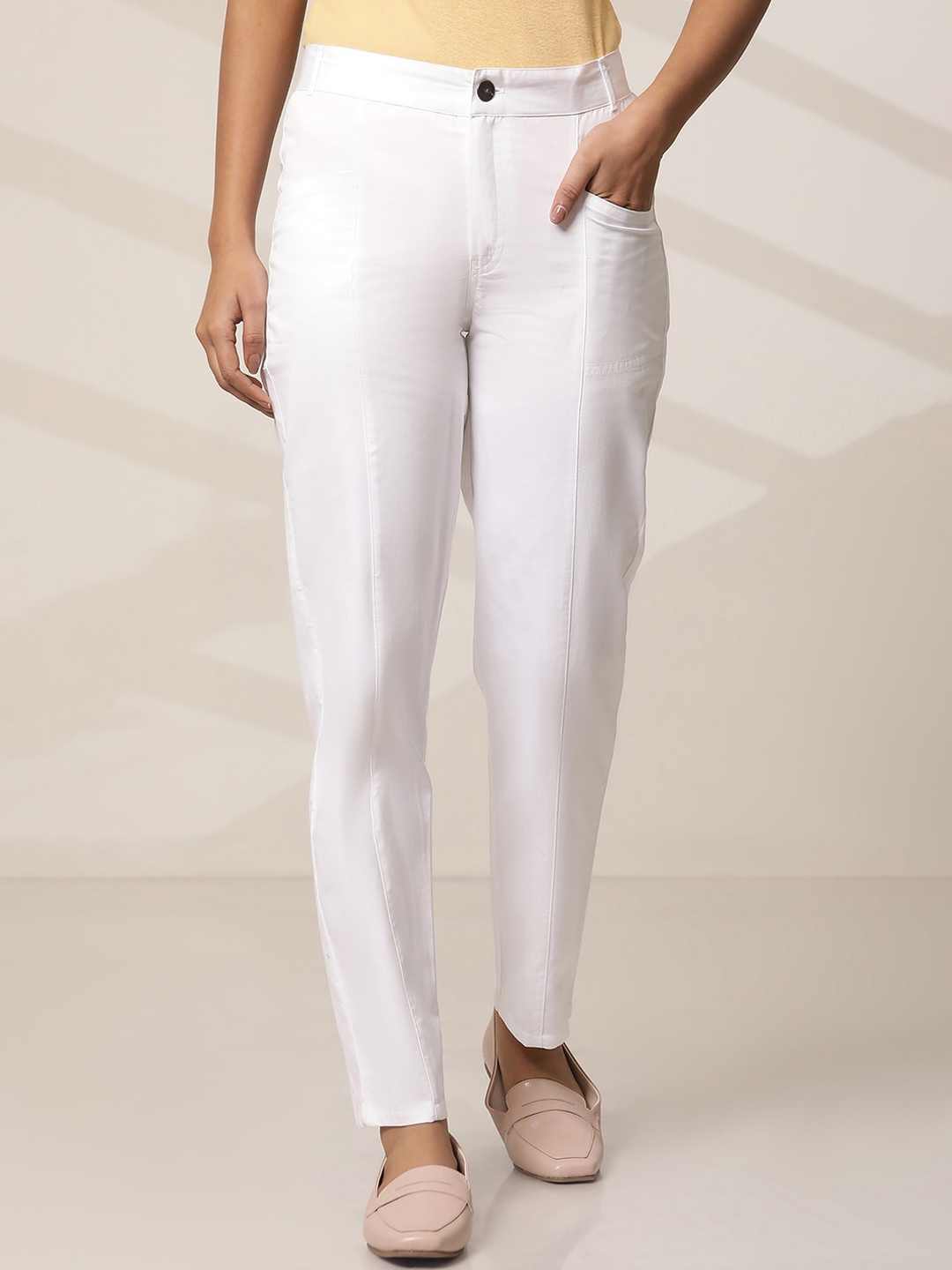 

elleven Women Mid-Rise Regular Fit Cotton Regular Trouser, White