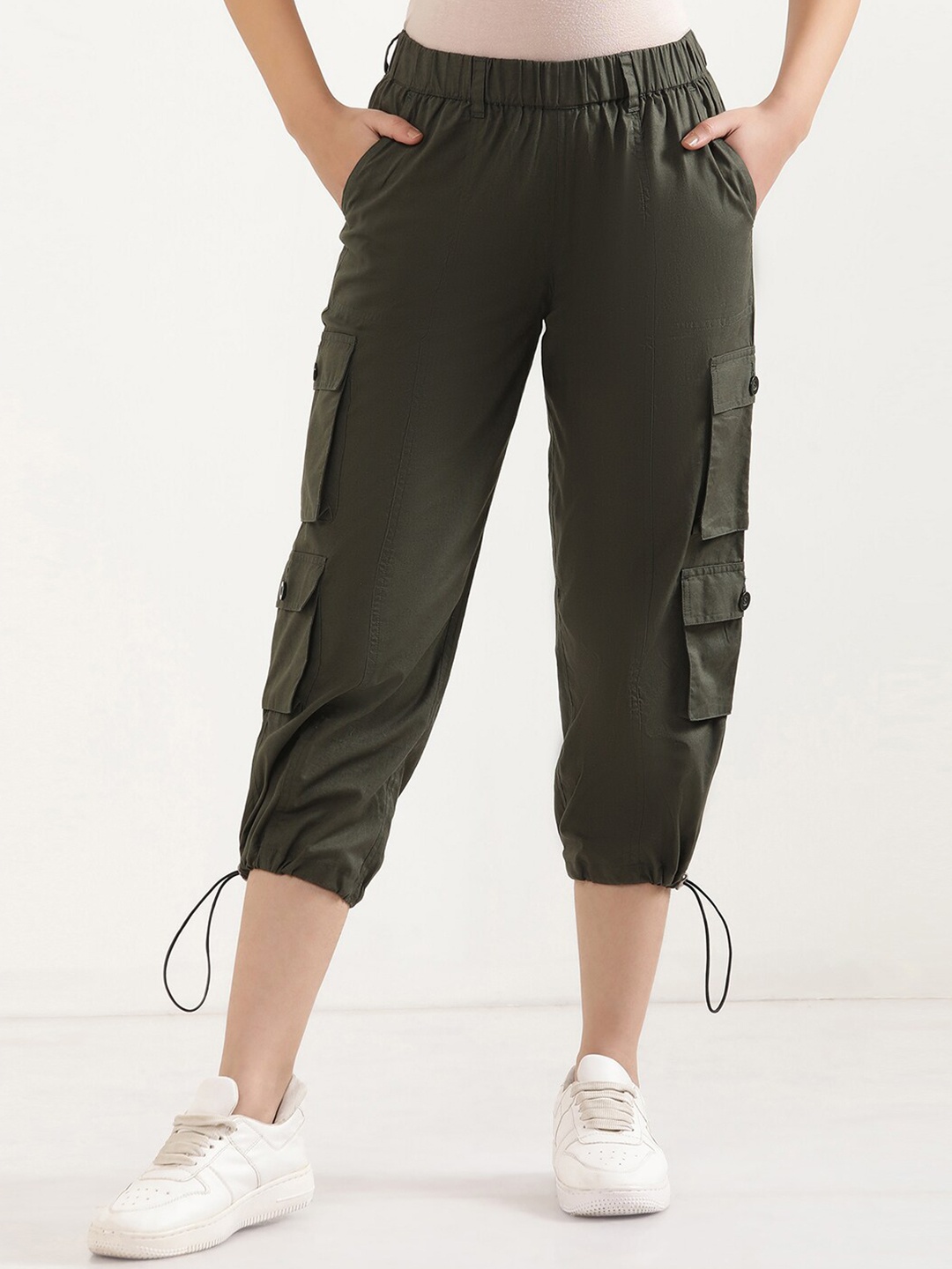 

elleven Women Straight Fit Joggers Trousers, Green