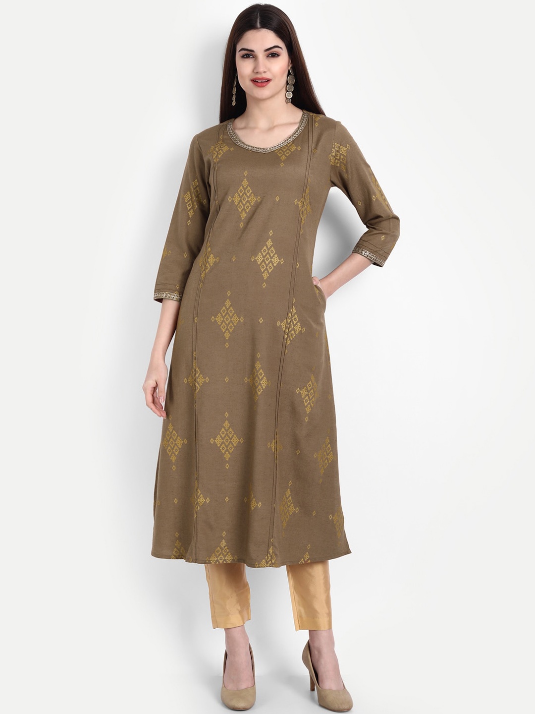 

SUTI Ethnic Motifs Printed Round Neck Gotta Patti Straight Kurta, Green