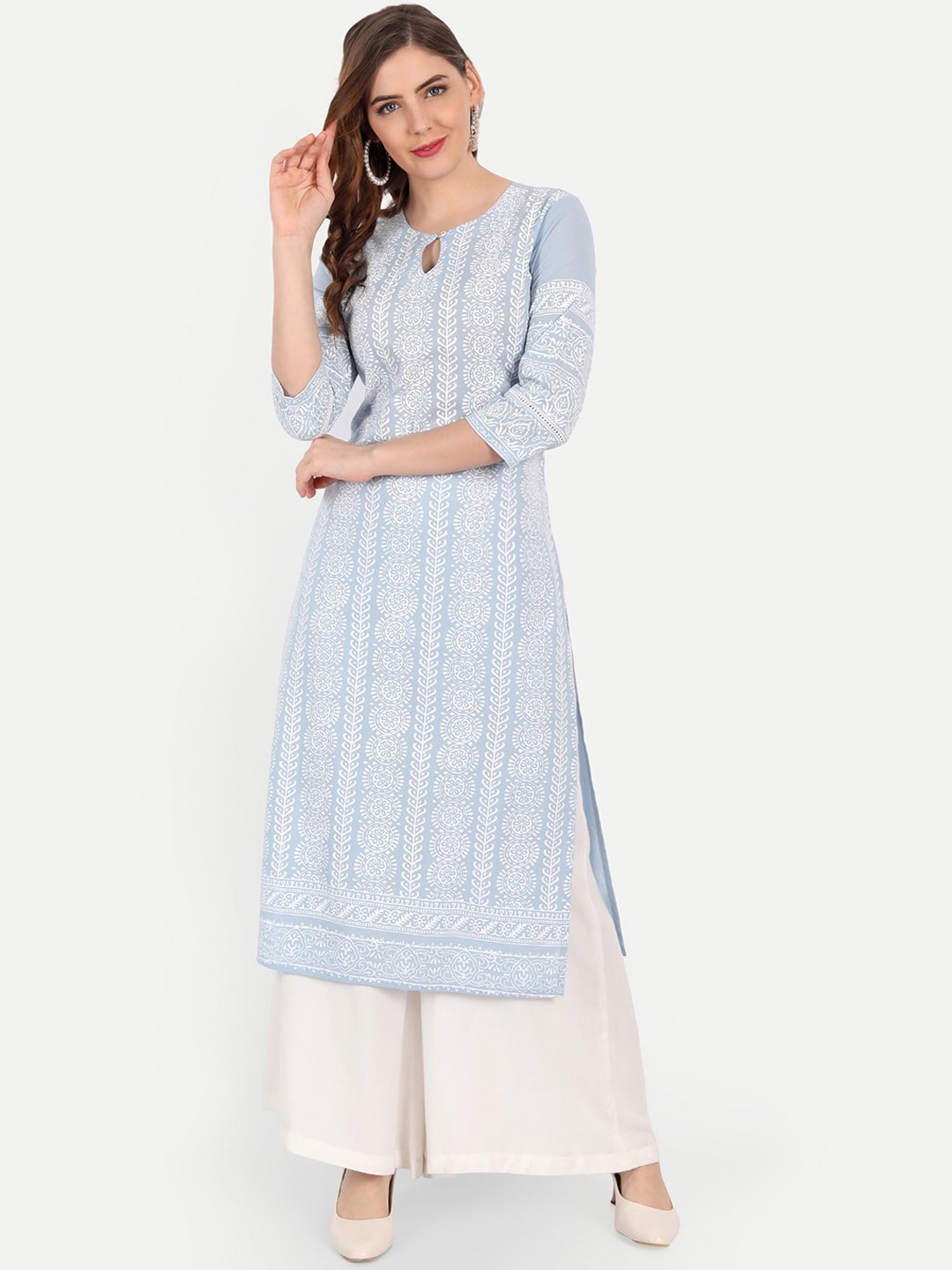 

SUTI Women Thread Work Kurta, Blue