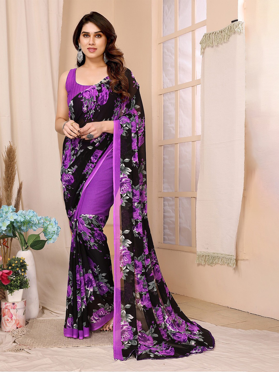 

Moda Rapido Floral Saree, Purple