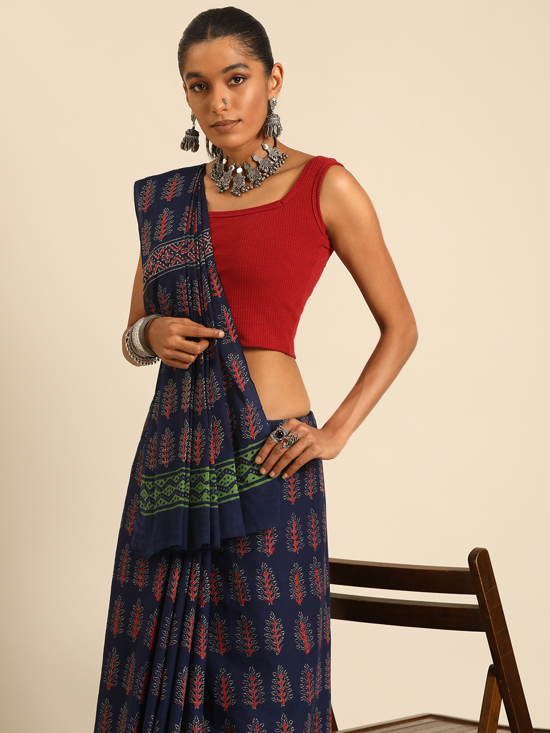 

Taavi Ajrak Block Pure Cotton Block Print Saree, Navy blue