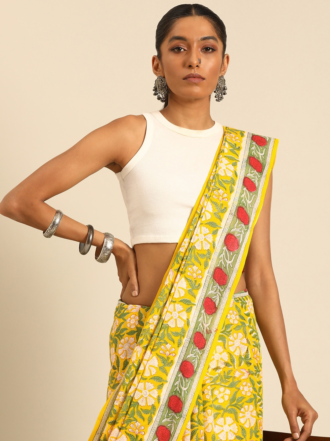 

Taavi Printed Pure Cotton Block Print Saree, Yellow
