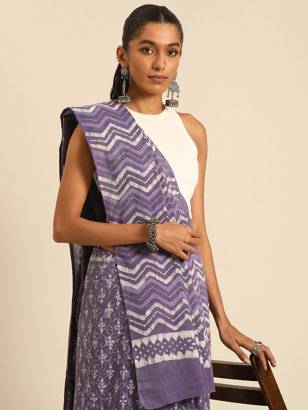 

Taavi Dabu Pure Cotton Block Print Saree, Purple