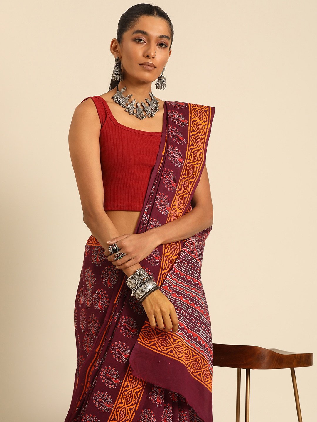 

Taavi Ajrak Block Pure Cotton Block Print Saree, Magenta