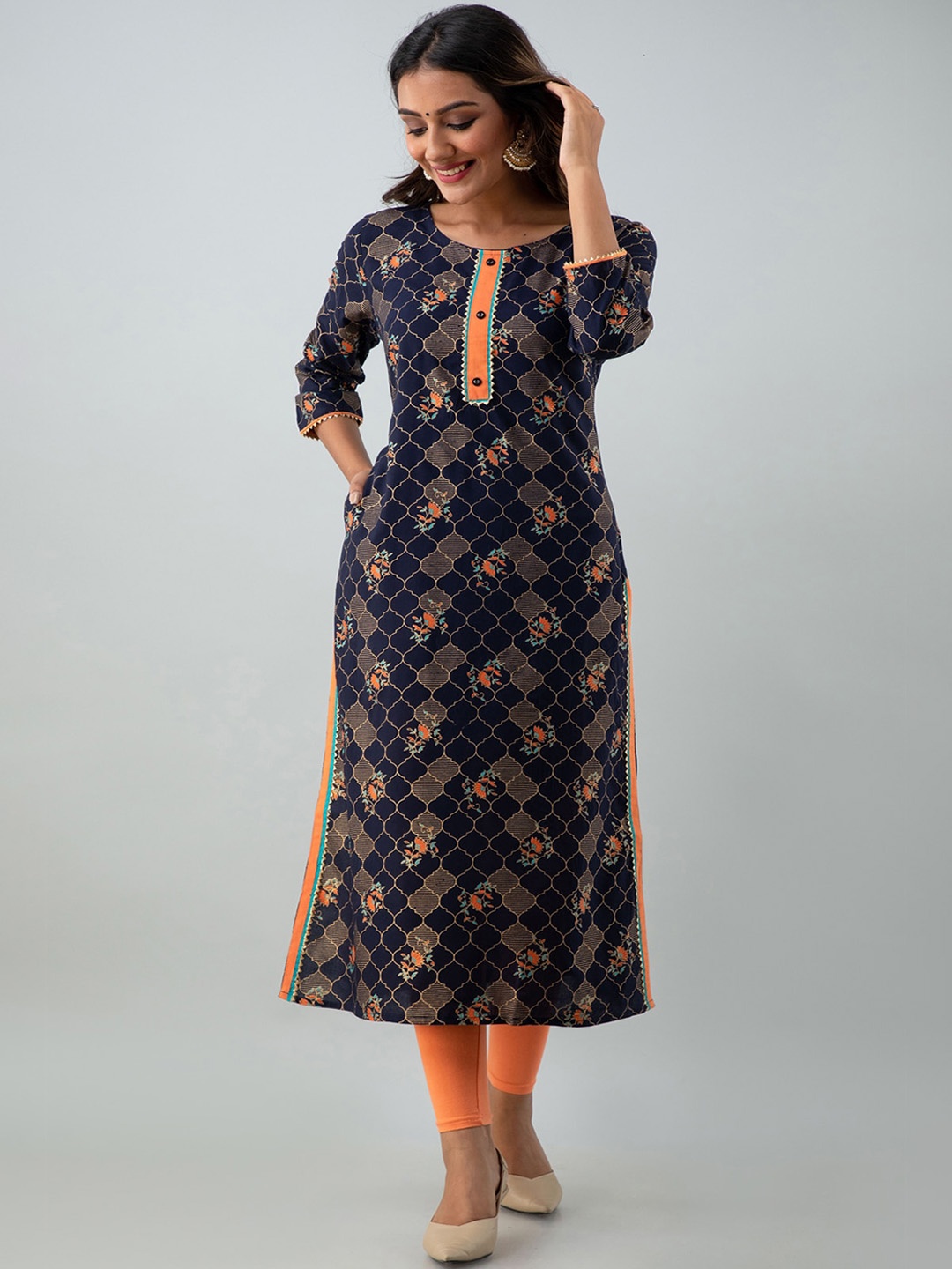 

RANGMAYEE Floral Printed Round Neck Straight Kurta, Navy blue
