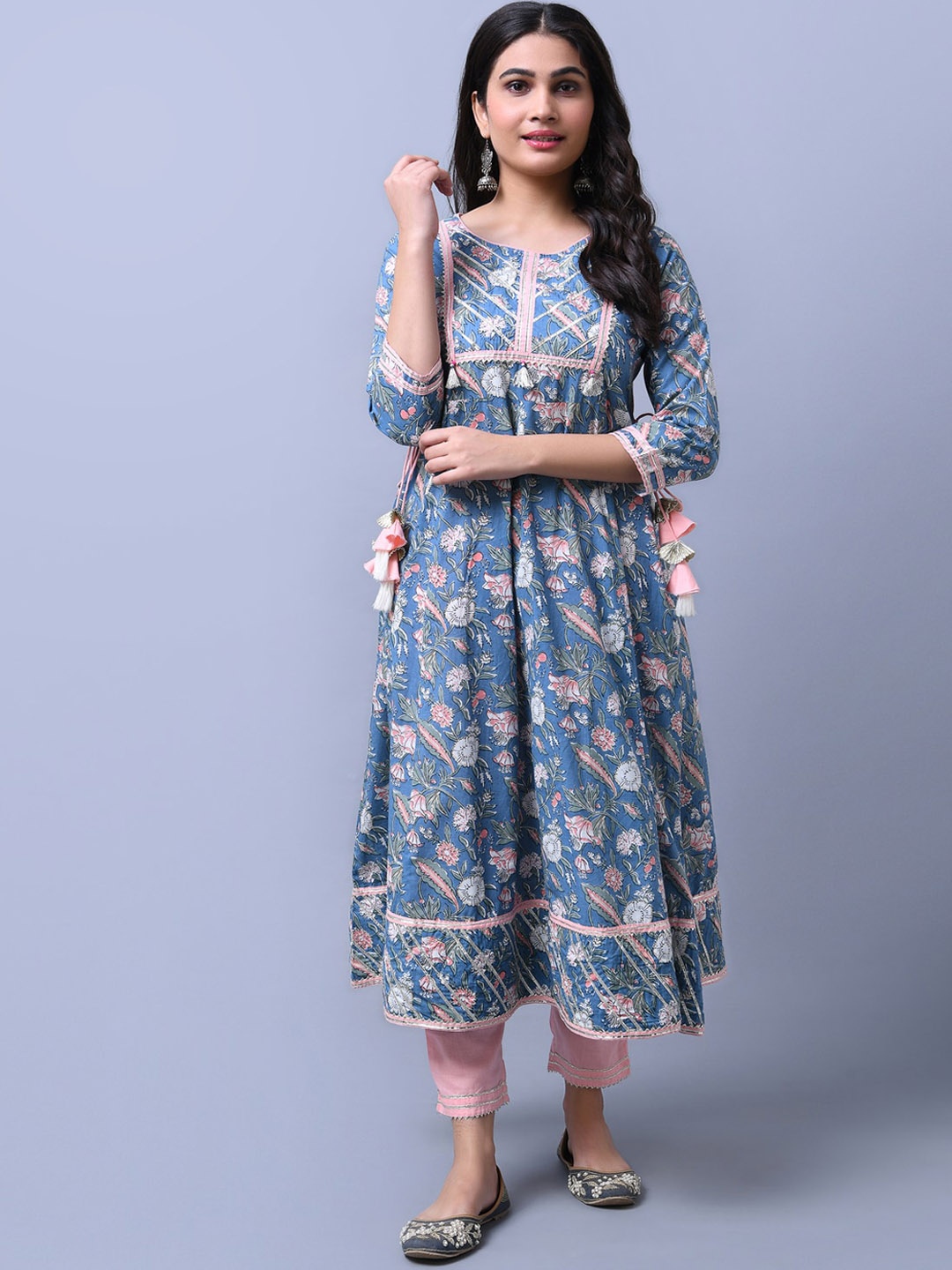 

RANGMAYEE Floral Printed Flared Sleeves A-Line Kurta, Blue