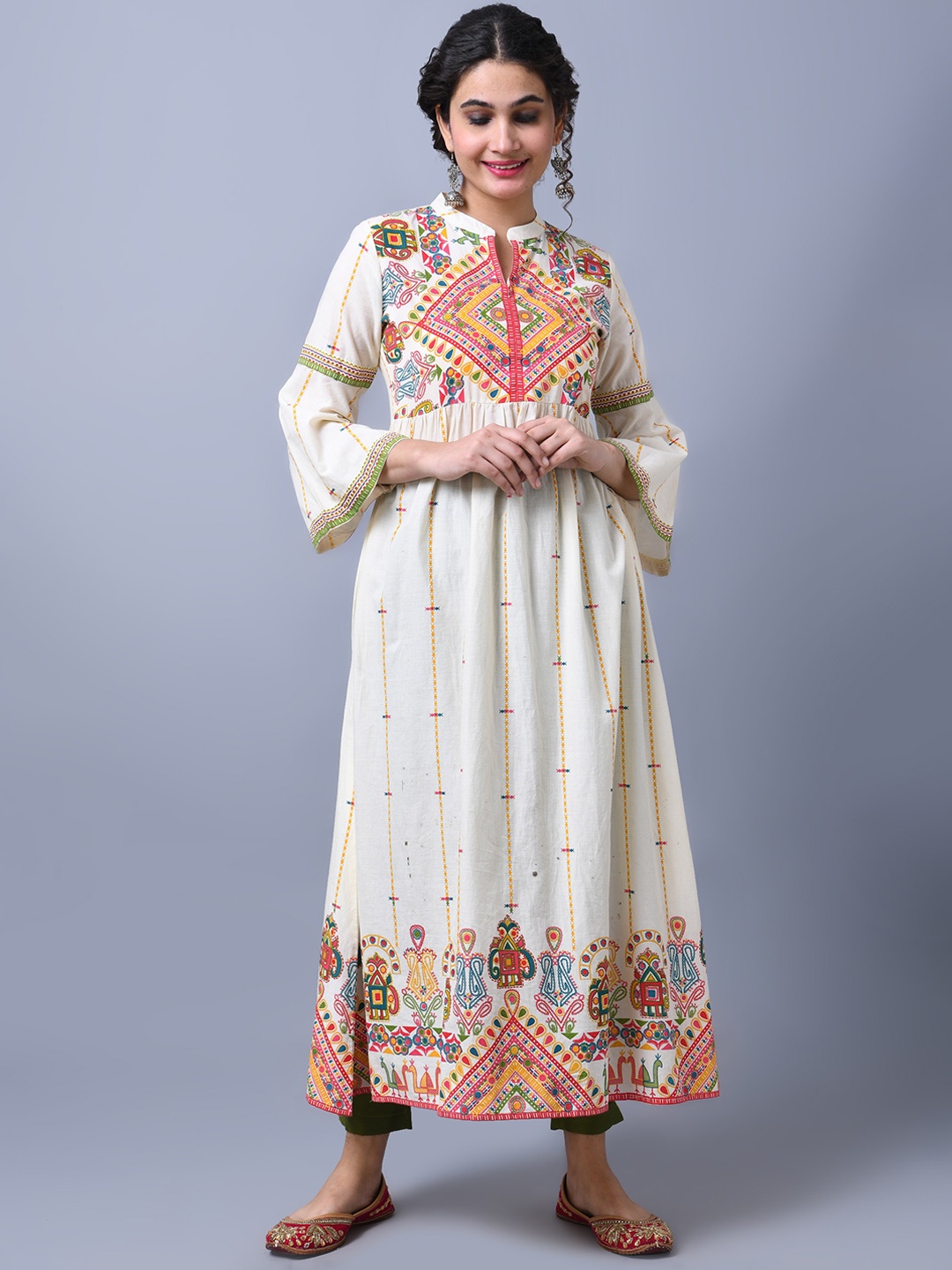 

RANGMAYEE Ethnic Motifs Printed Thread Work Anarkali Kurta, Off white