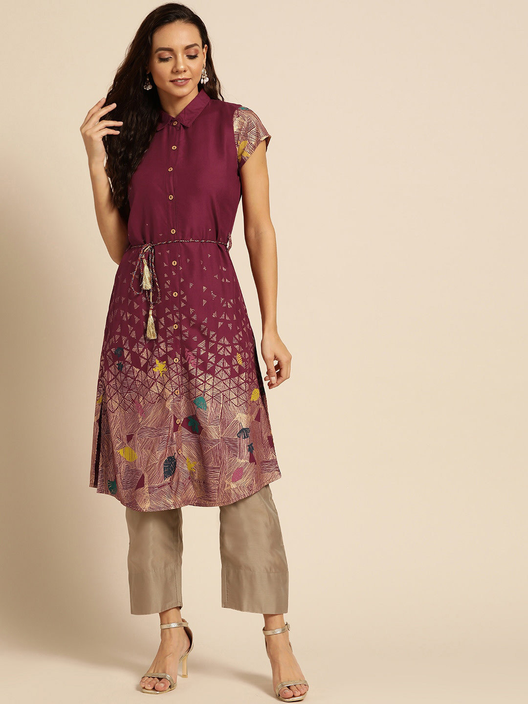 

RANGMAYEE Floral Printed Thread Work Liva Anarkali Kurta, Purple