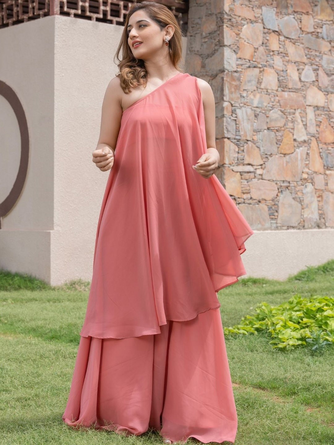 

HOUSE OF JAMOTI Off-Shoulder Top With Palazzos & Shrug, Peach