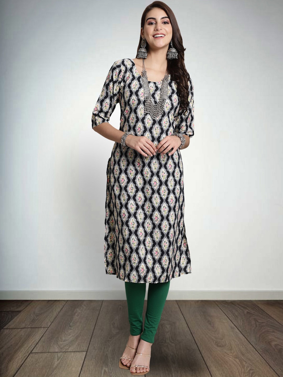 

7Threads Ethnic Motifs Printed Straight Kurta, Black