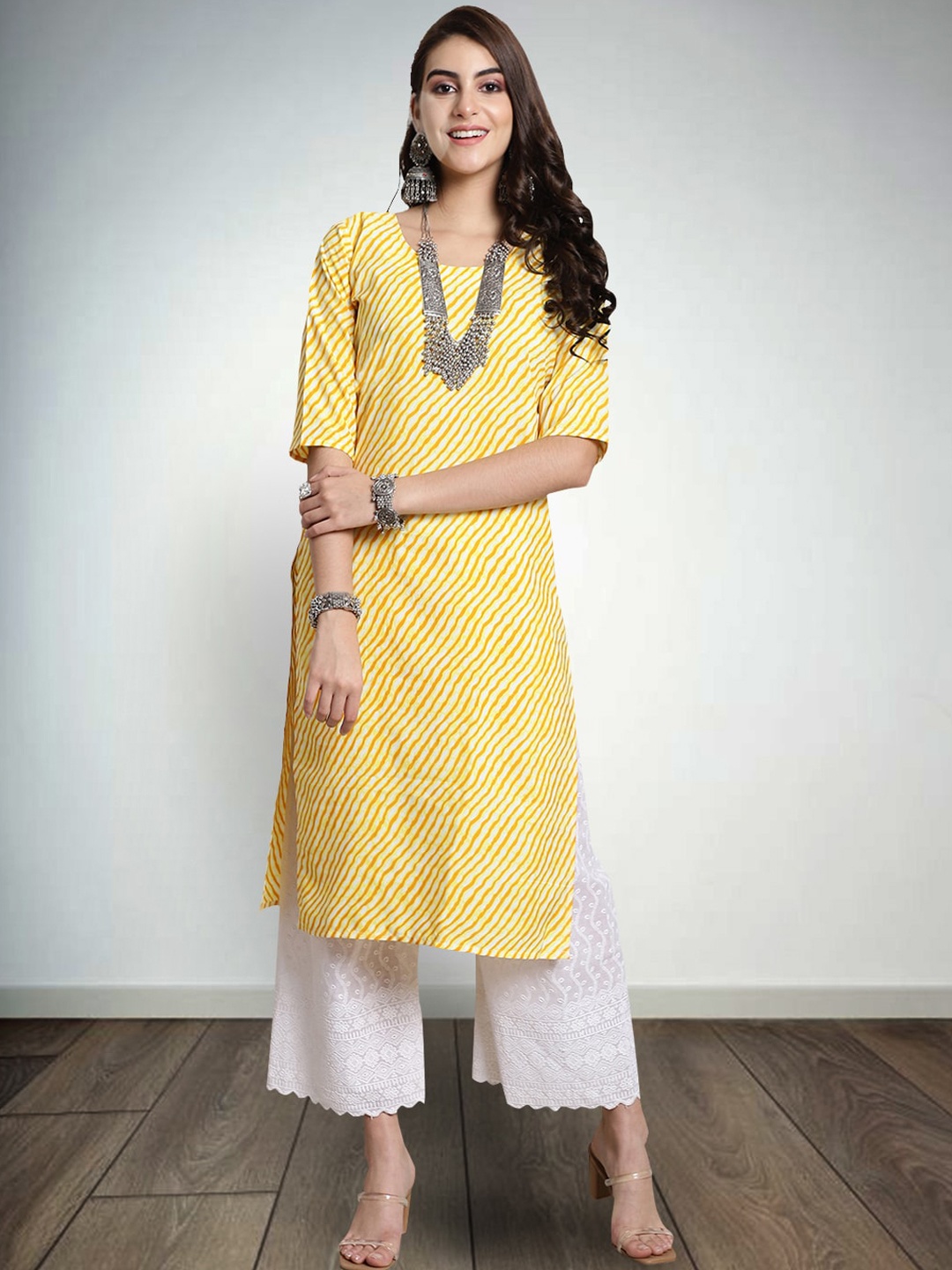 

7Threads Leheriya Printed Crepe Straight Kurta, Yellow