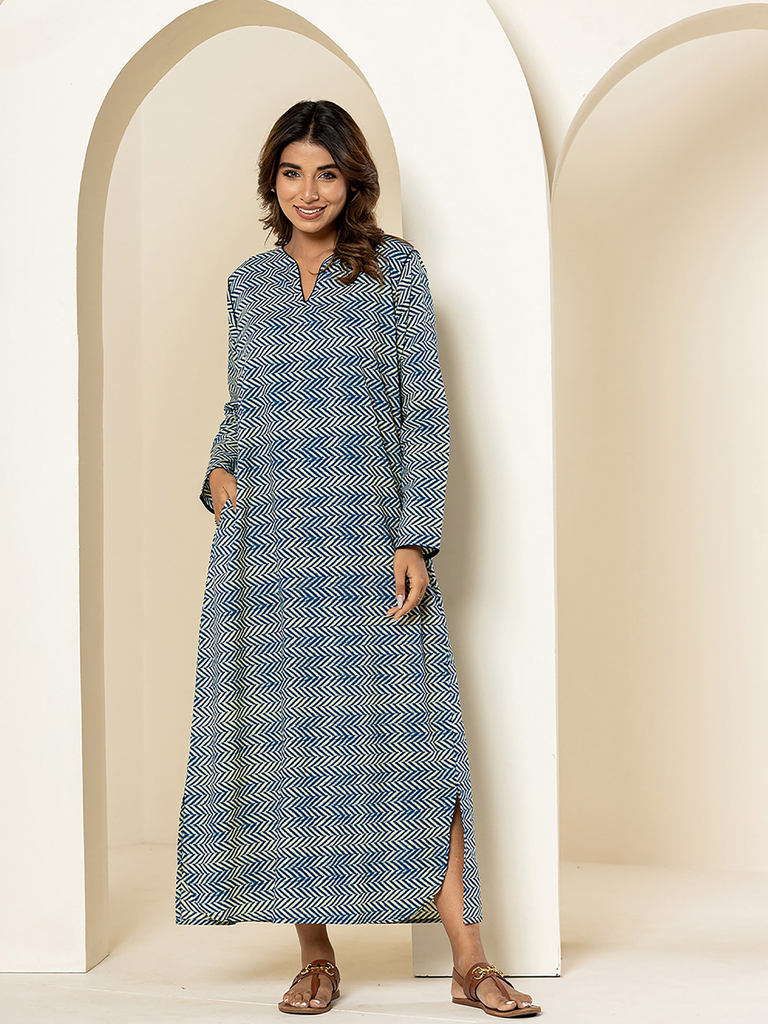 

FEATHERS CLOSET Geometric Printed Pure Cotton Maxi Nightdress, Blue