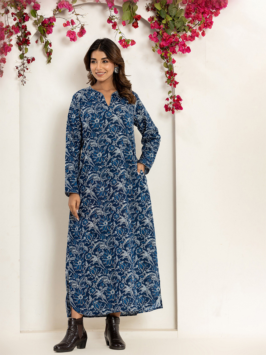 

FEATHERS CLOSET Floral Printed Pure Cotton Maxi Nightdress, Blue