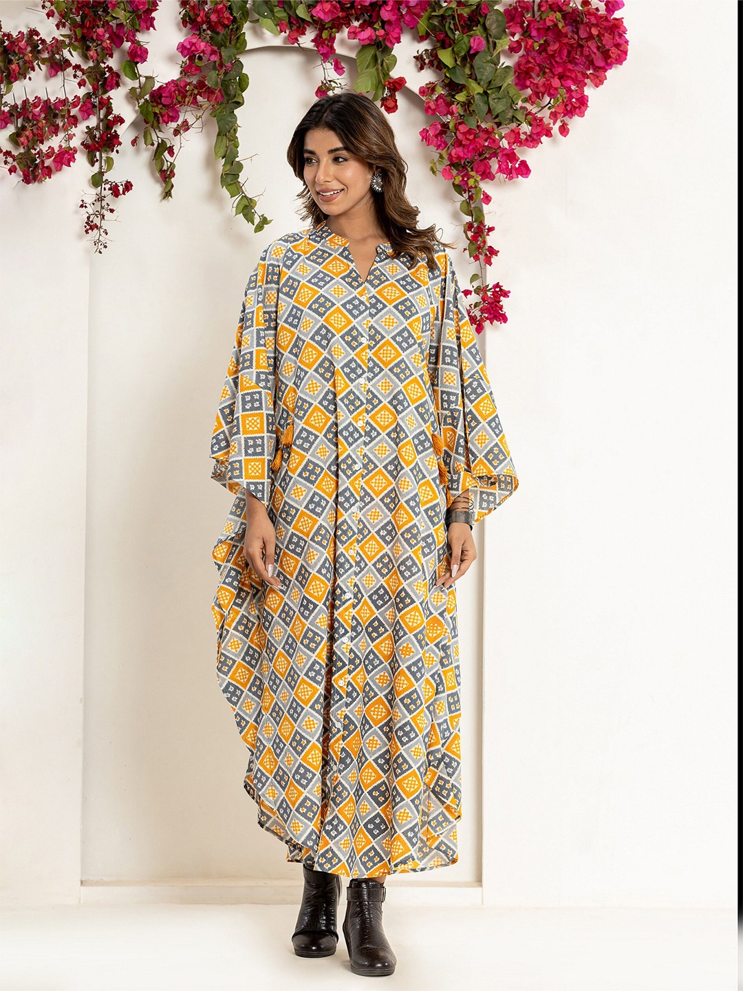 

FEATHERS CLOSET Geometric Printed Kimono Sleeves Pure Cotton Kaftan Maxi Dress, Yellow