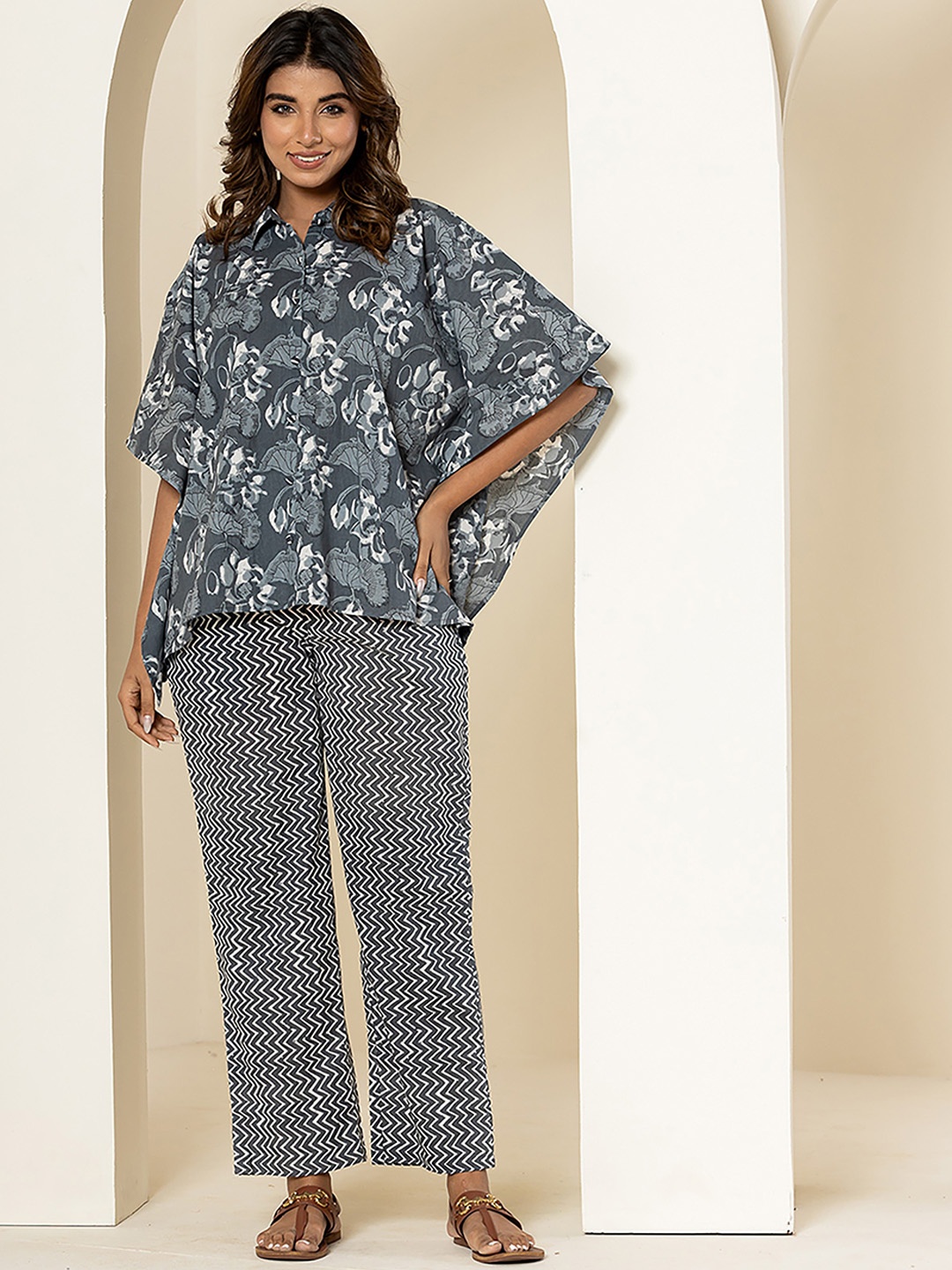 

FEATHERS CLOSET Printed Pure Cotton Shirt With Palazzo, Grey