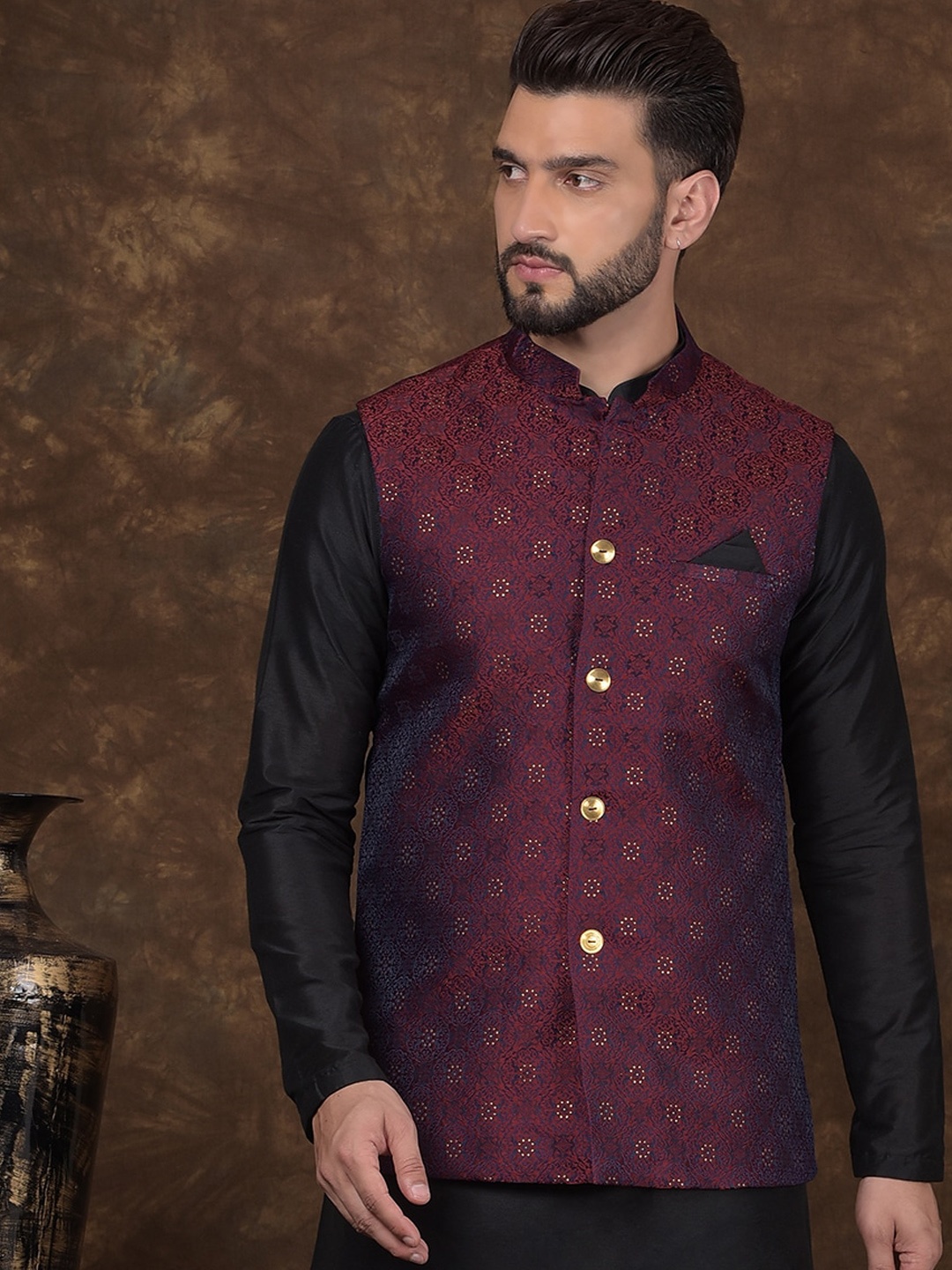 

DEYANN Woven Design Nehru Jacket, Red