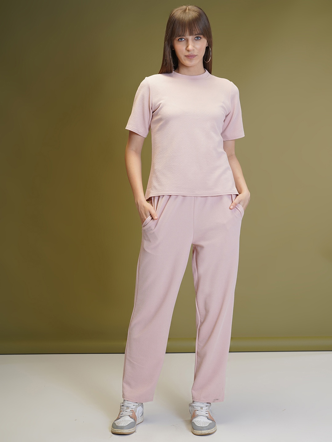 

WESTHOOD Short Sleeves Round Neck T-Shirt With Trousers Co-Ords, Pink