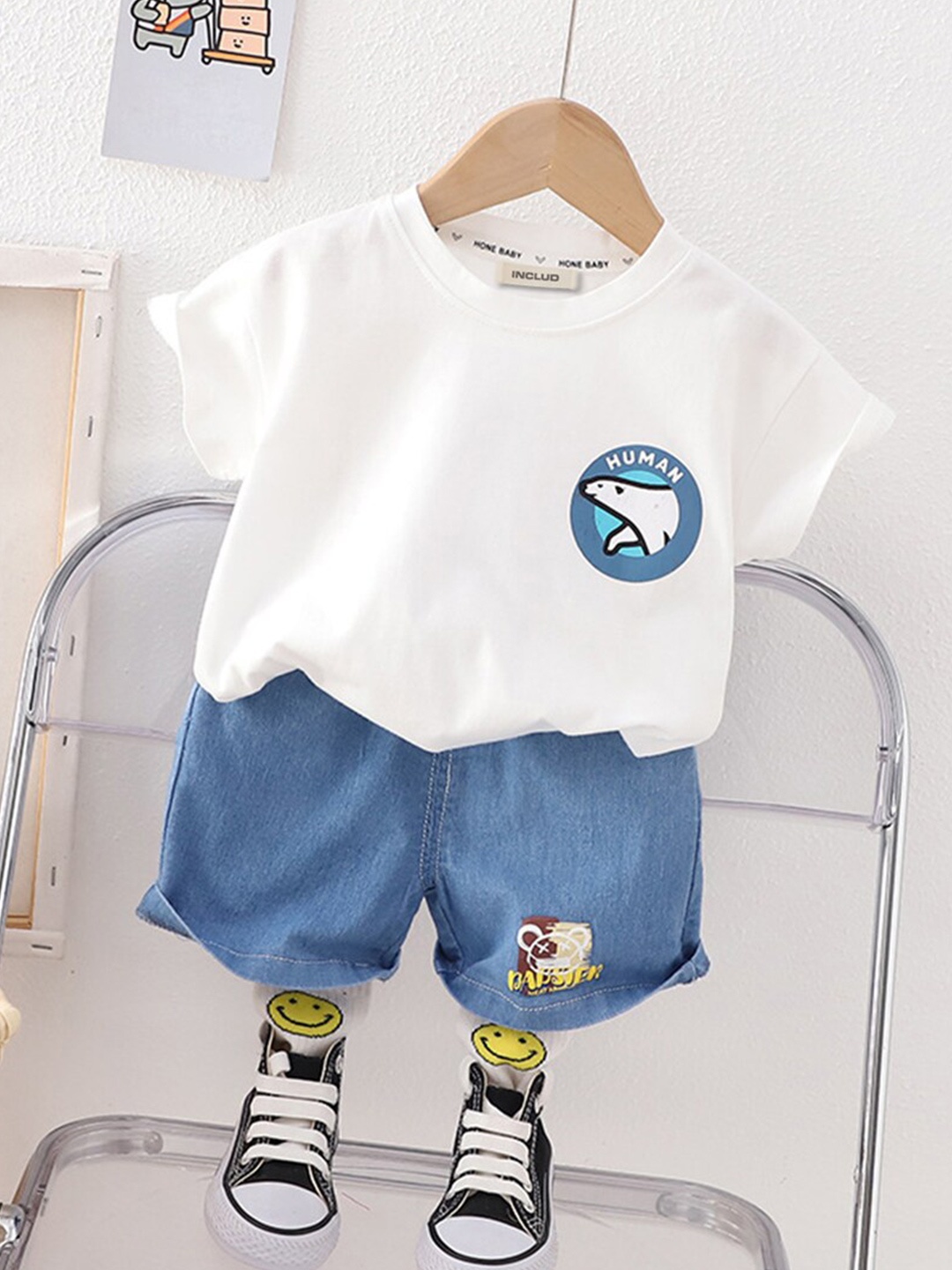 

INCLUD Boys Round Neck T-shirt With Shorts, White