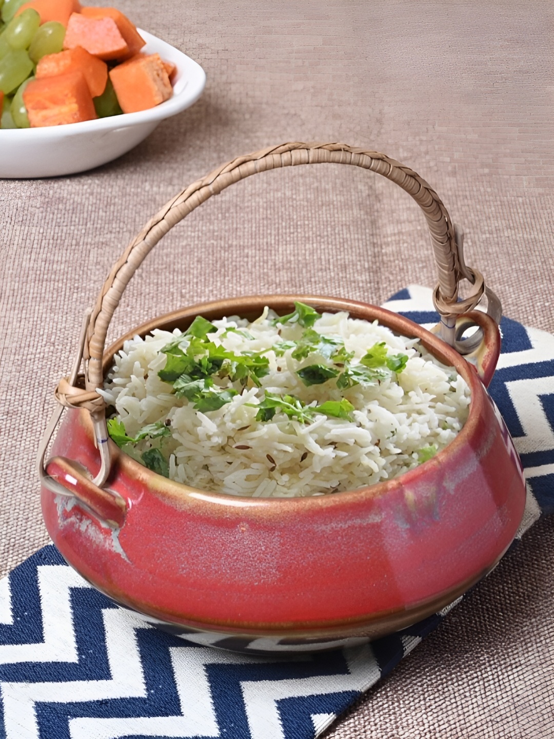 

StyleMyWay Red & Beige Ceramic Microwave Safe Serving Dish