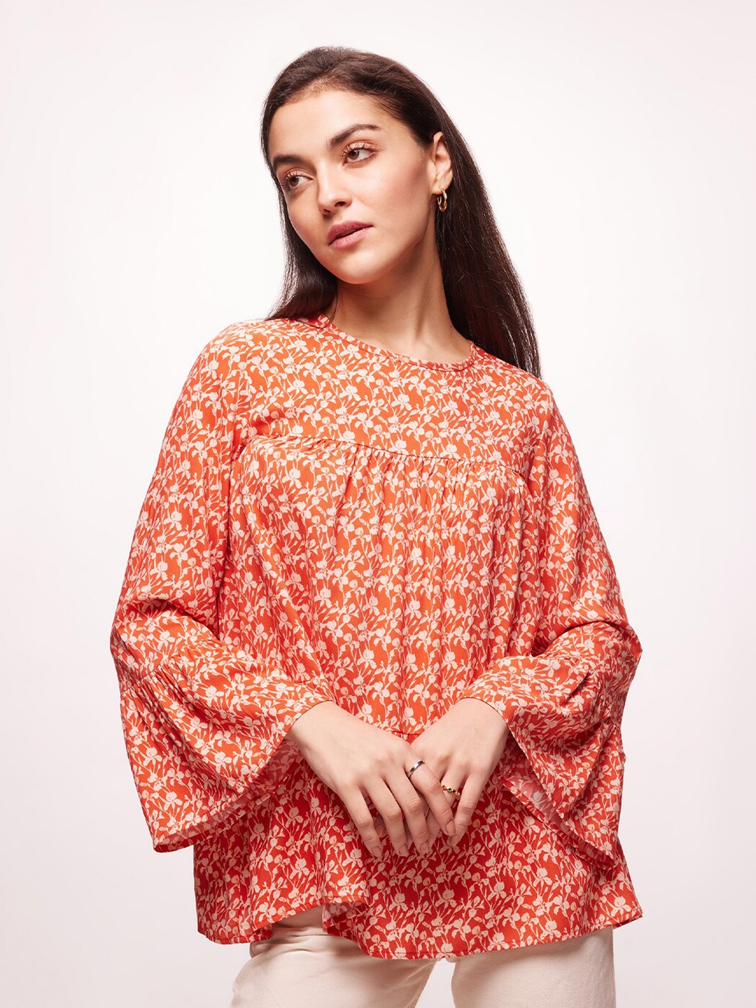 

Bombay High Women Floral Print Vermilion Orange Bell Sleeve Tiered Top