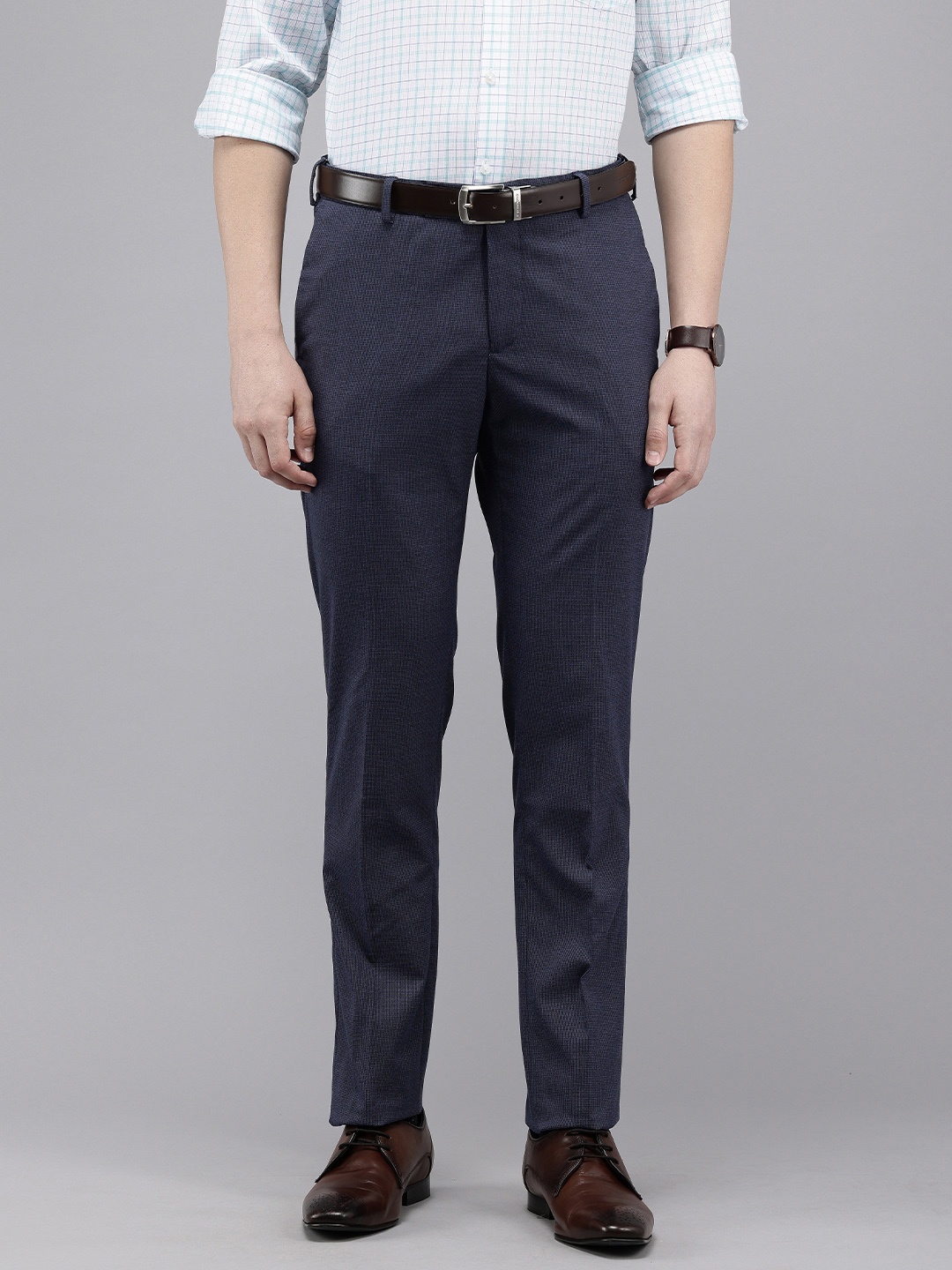 

Arrow Men Houndstooth Checked Tailored Fit Formal Trousers, Navy blue
