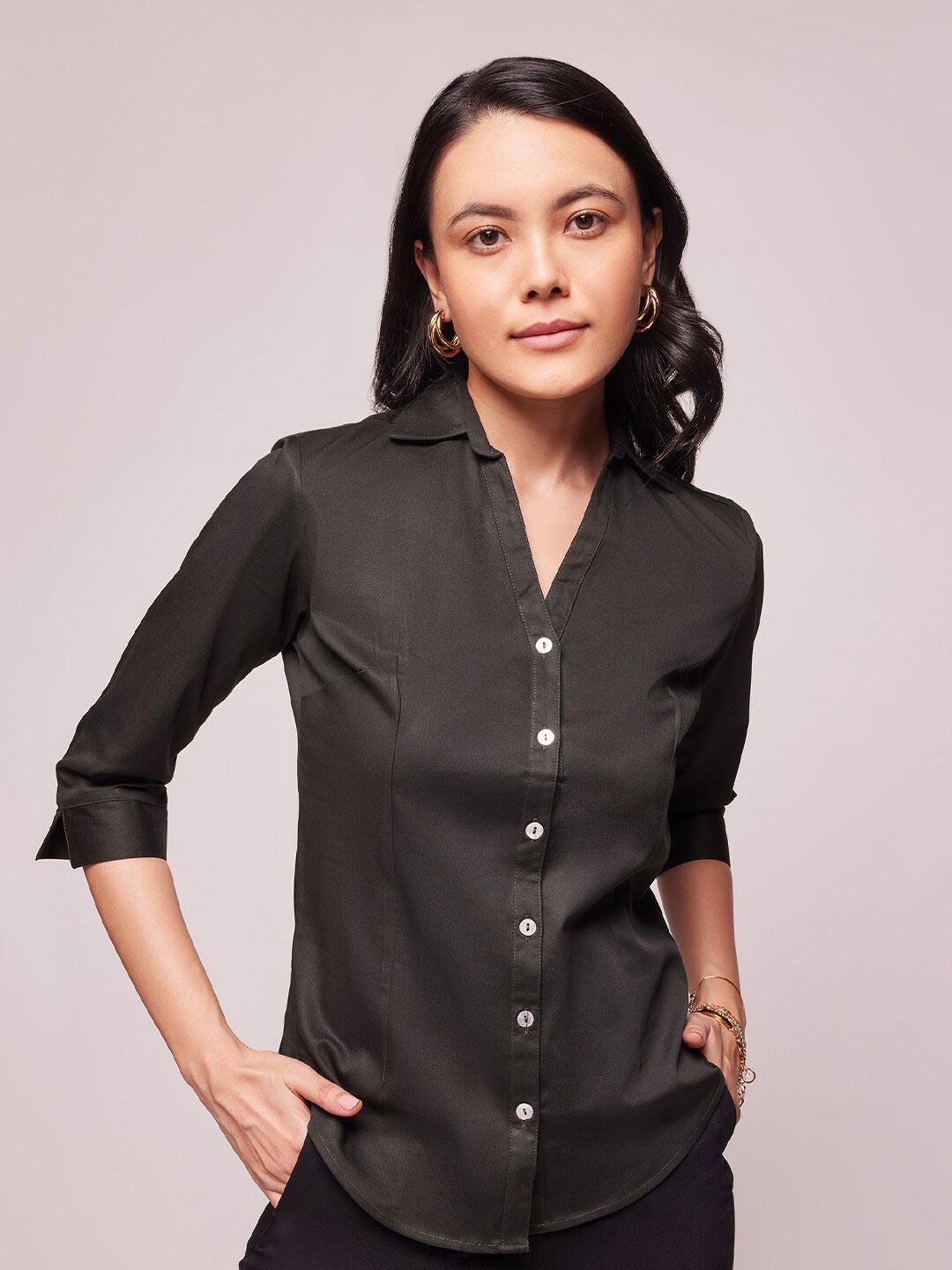 

Bombay High Women Slim Fit Solid Y Placket 3/4th Sleeve Shirt, Green
