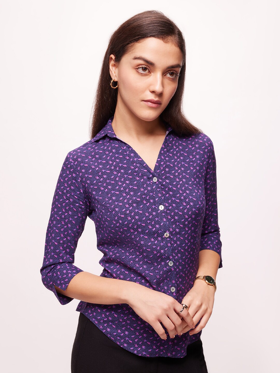 

Bombay High Women Slim Fit Y Placket Floral Print Shirt, Blue