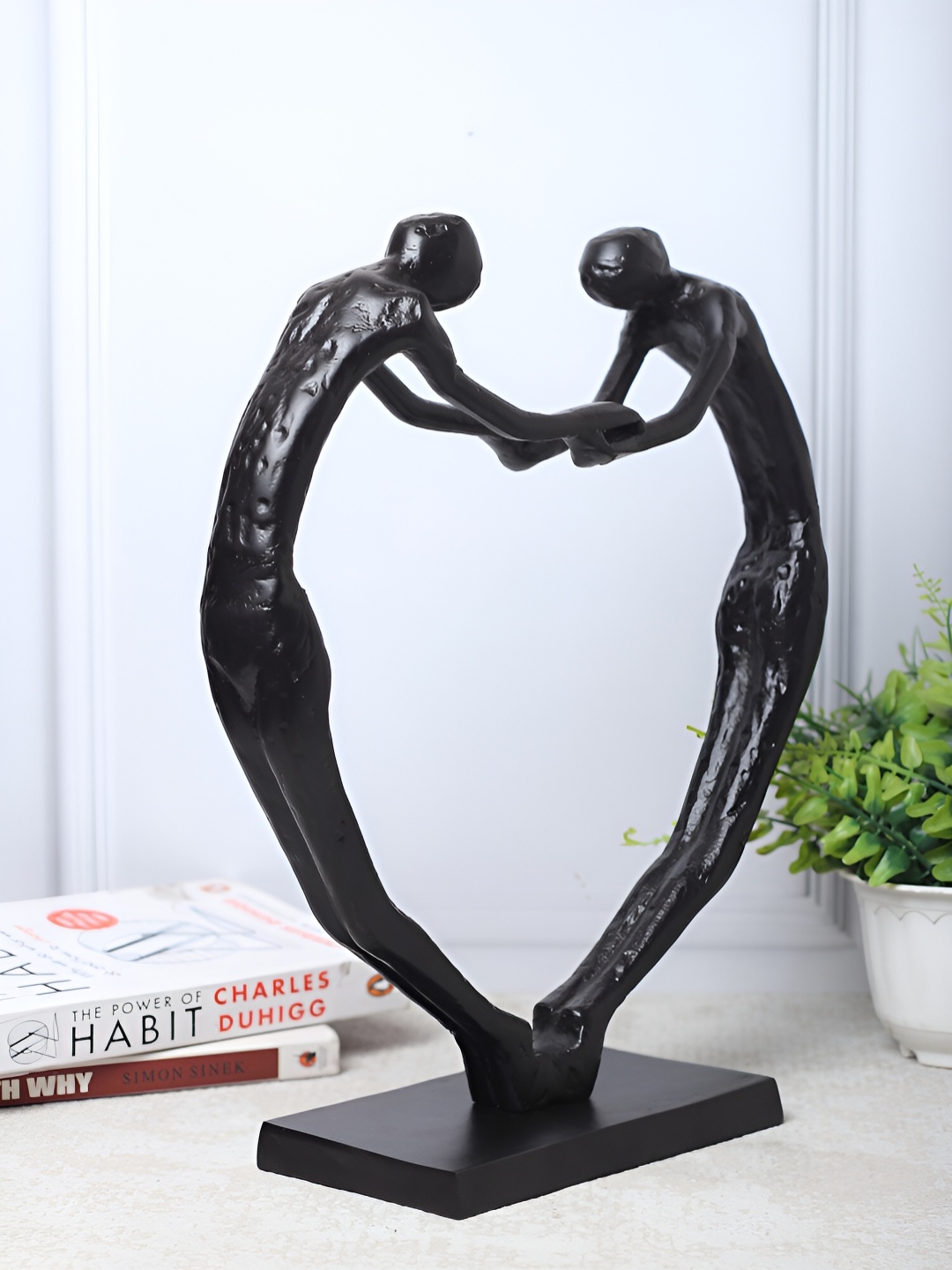 

Decor de Maison Black Large Heartfelt Harmony Sculpture Figurine Metal Showpiece