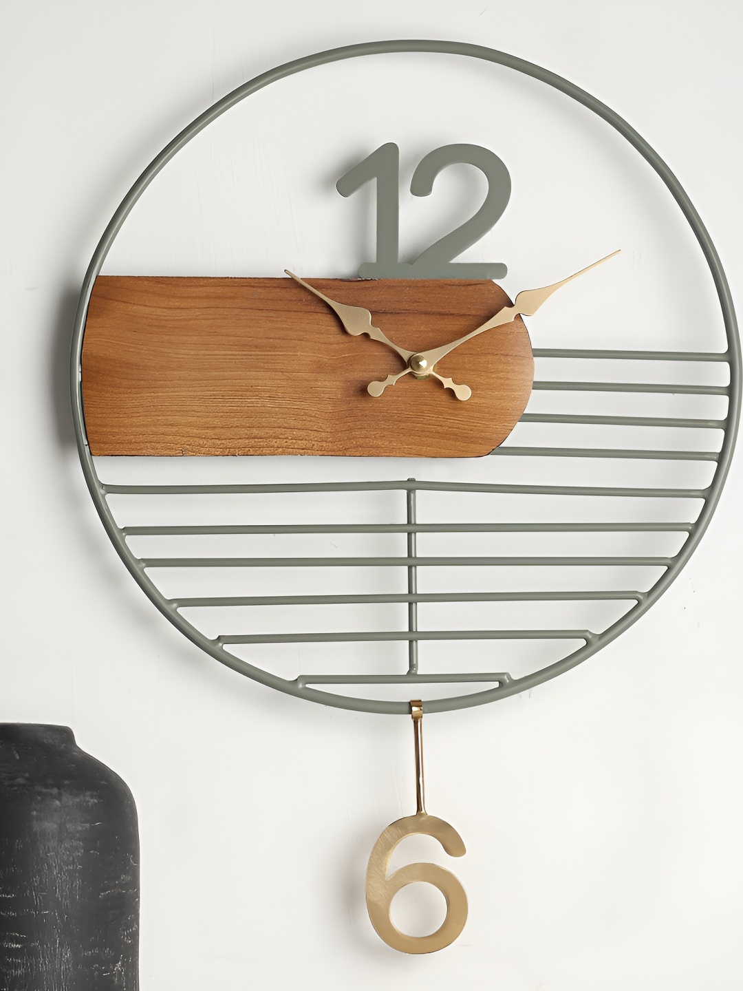 Decor de Maison Green & Brown Round Contemporary Wall Clock