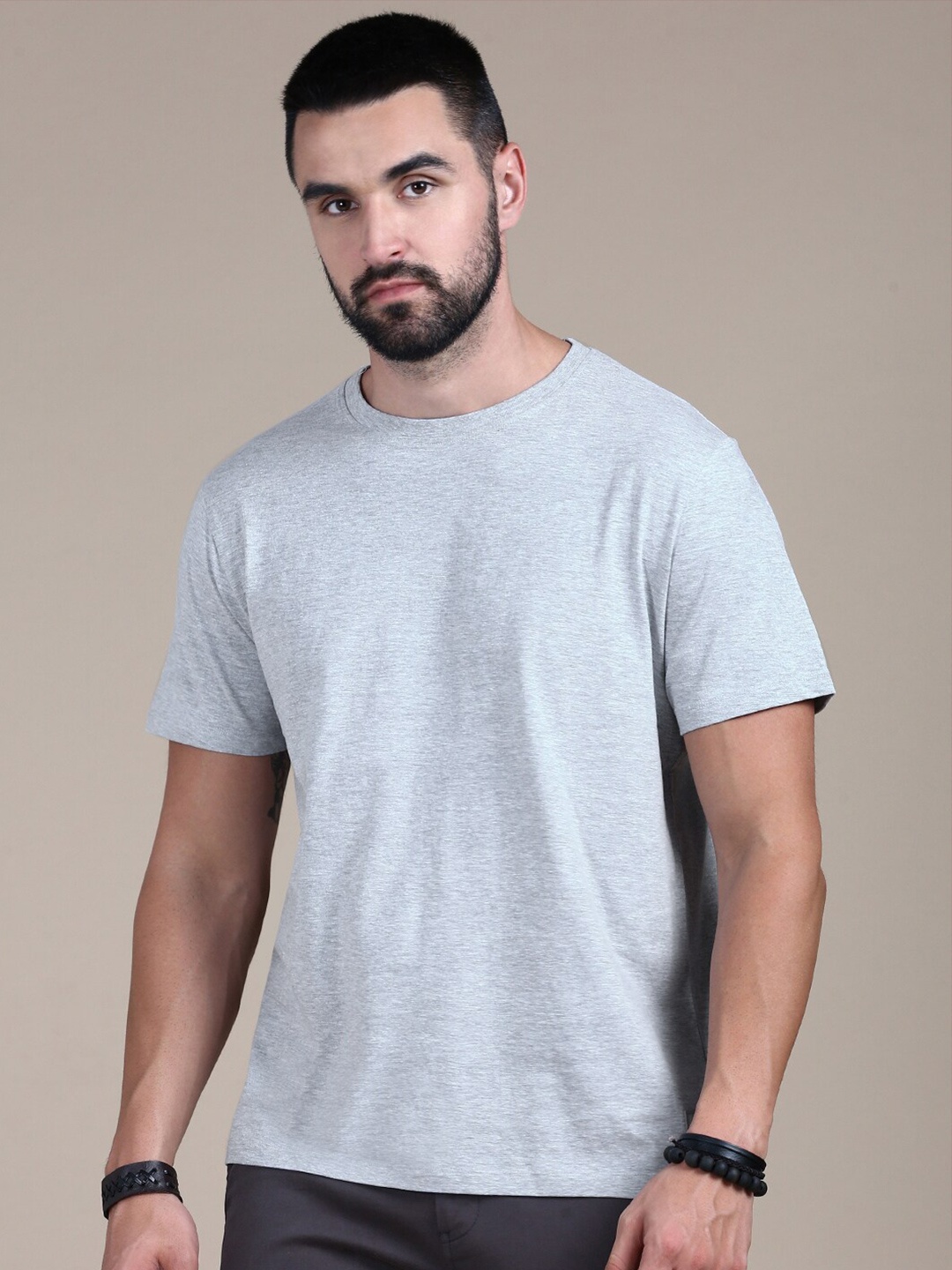

The Roadster Lifestyle Co Round Neck Cotton T-Shirt, Grey
